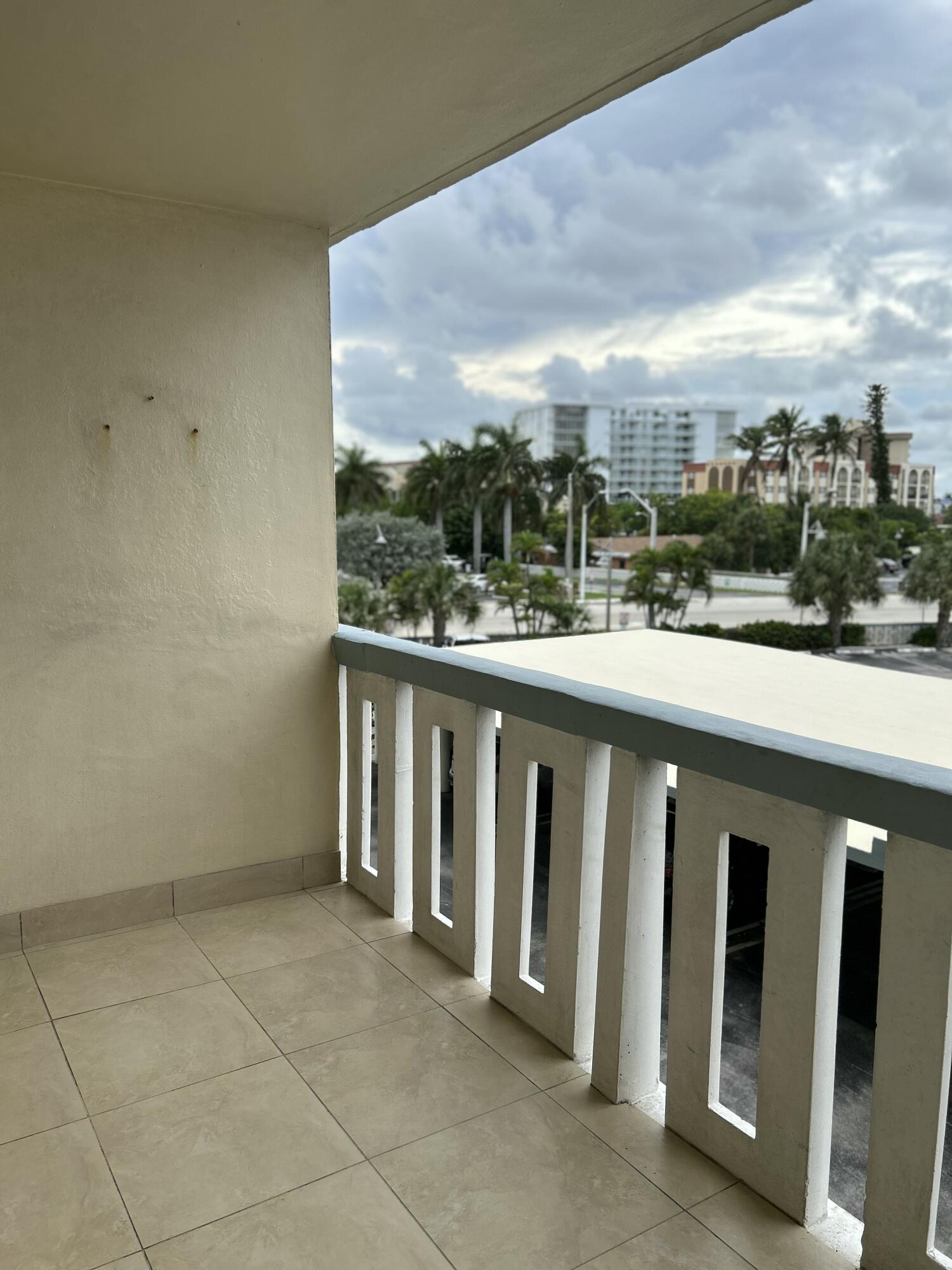 305 N Pompano Beach Boulevard 205 Property Photo 10