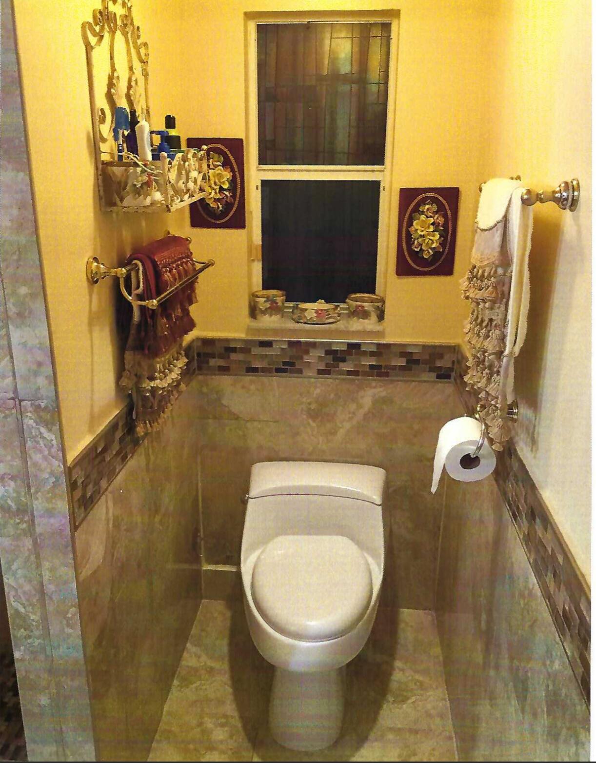 8862 Jaspers Drive Property Photo 5