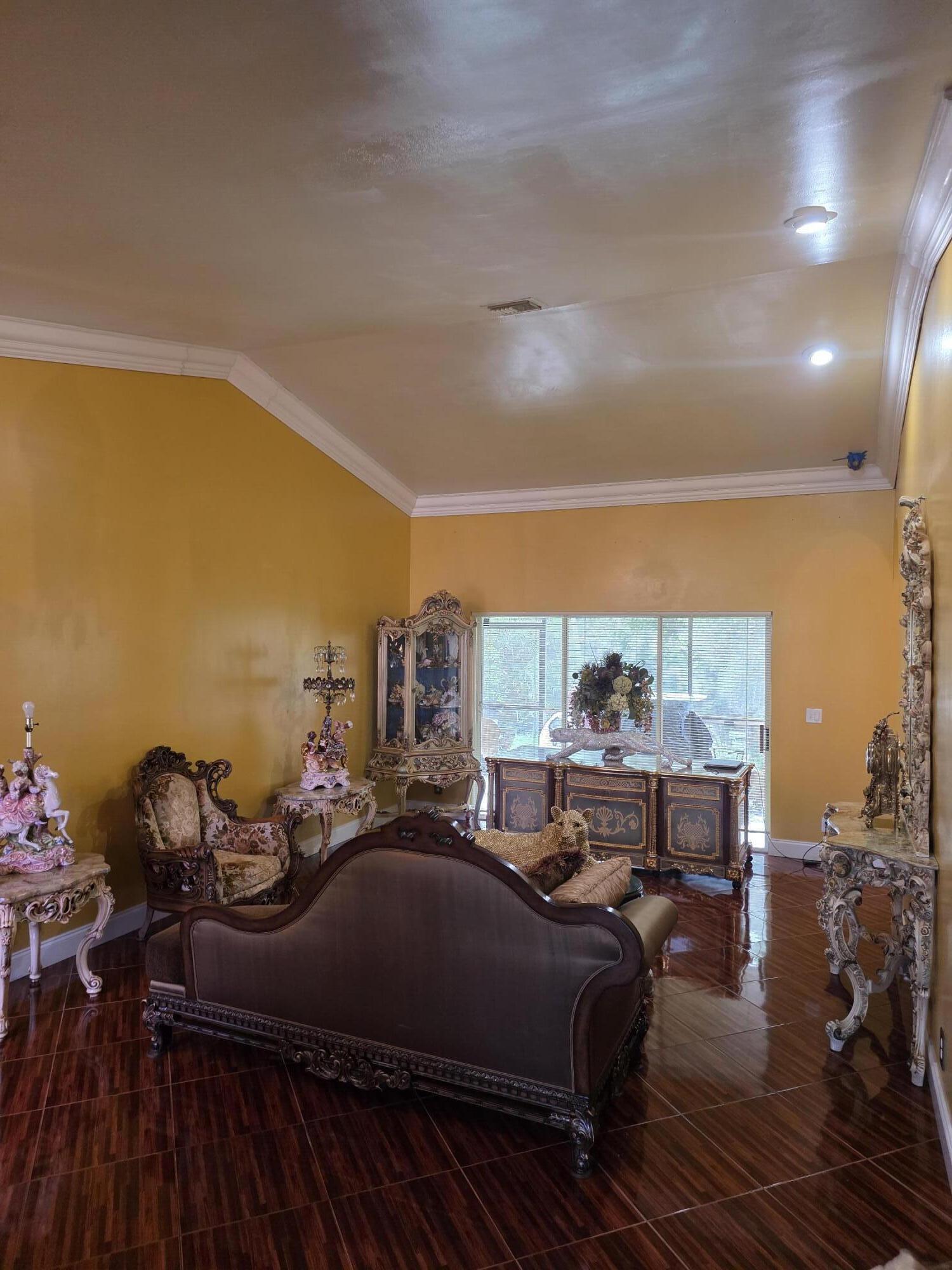 8862 Jaspers Drive Property Photo 13