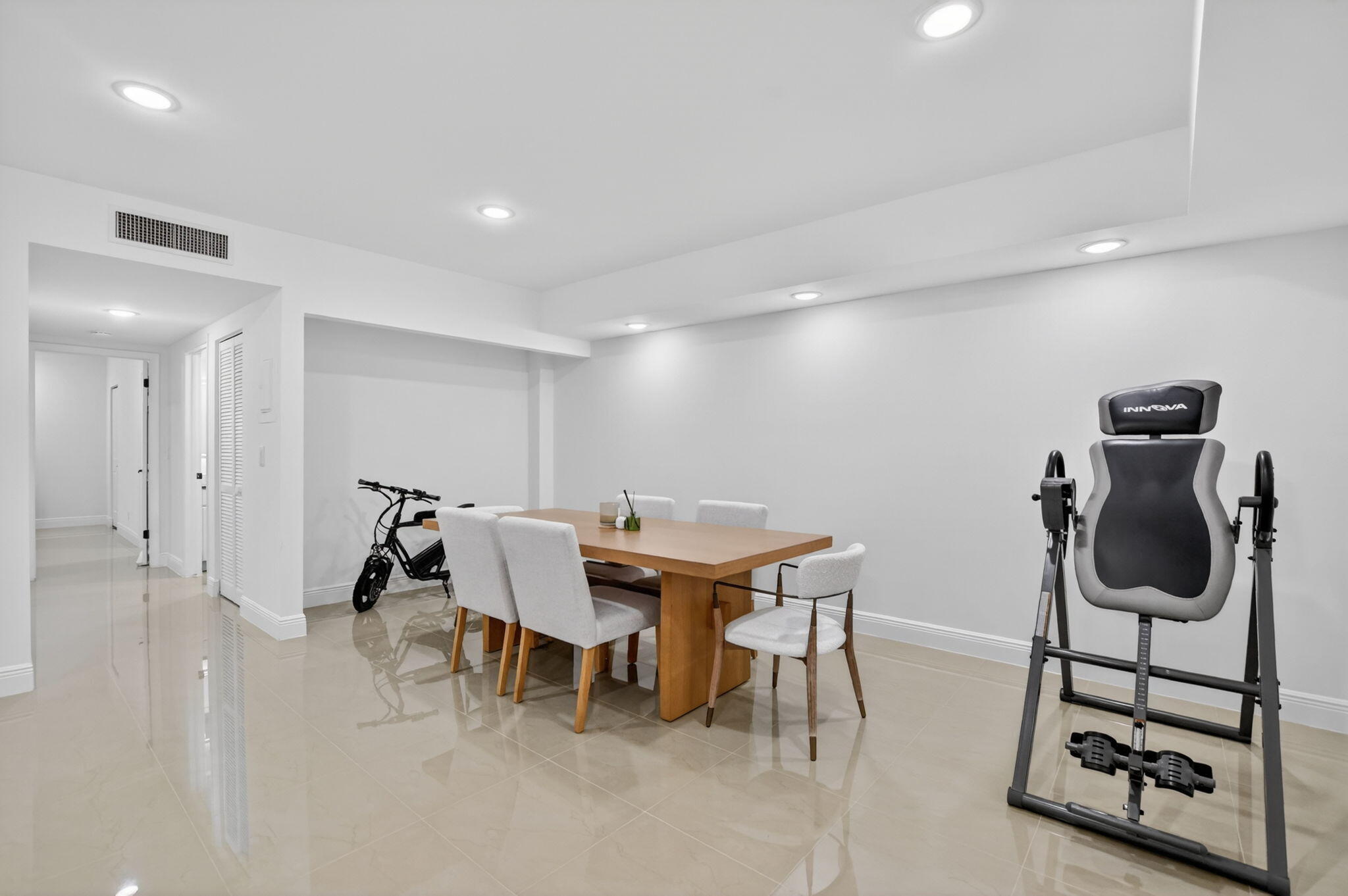 6335 Longboat Lane W E104 Property Photo 15