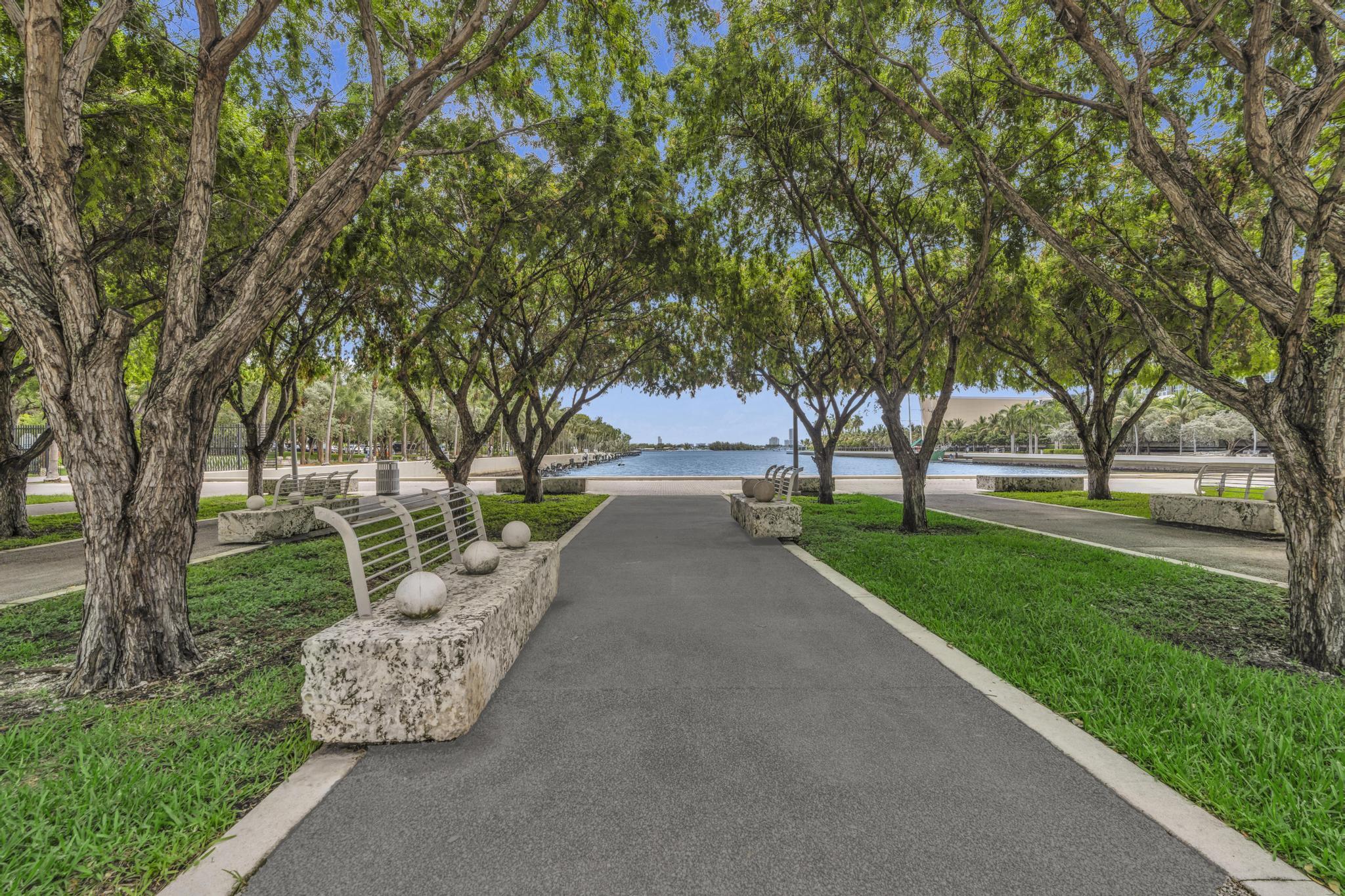 900 Biscayne Boulevard 4703 Property Photo 35