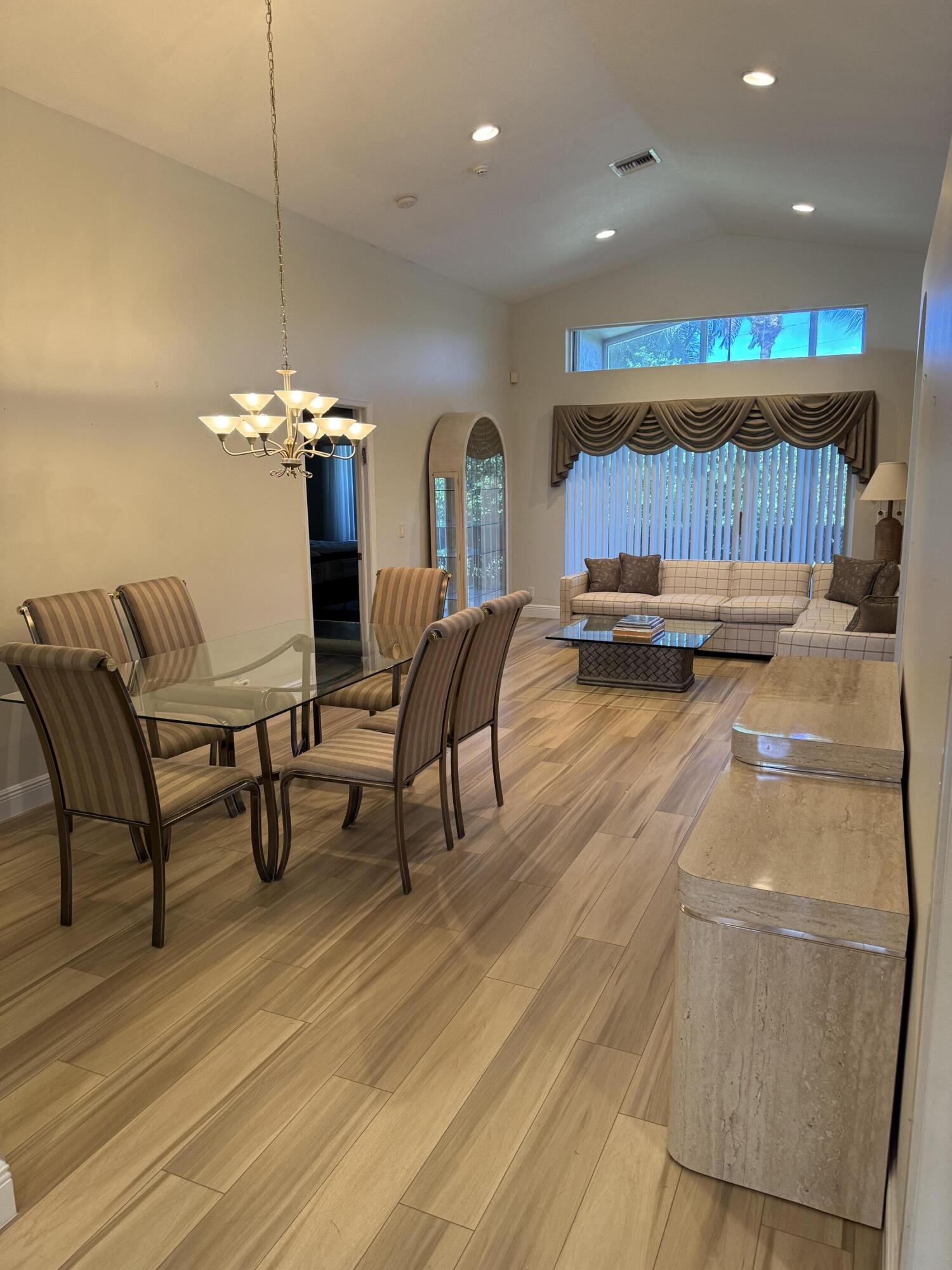 6693 Sun River Road Property Photo 6