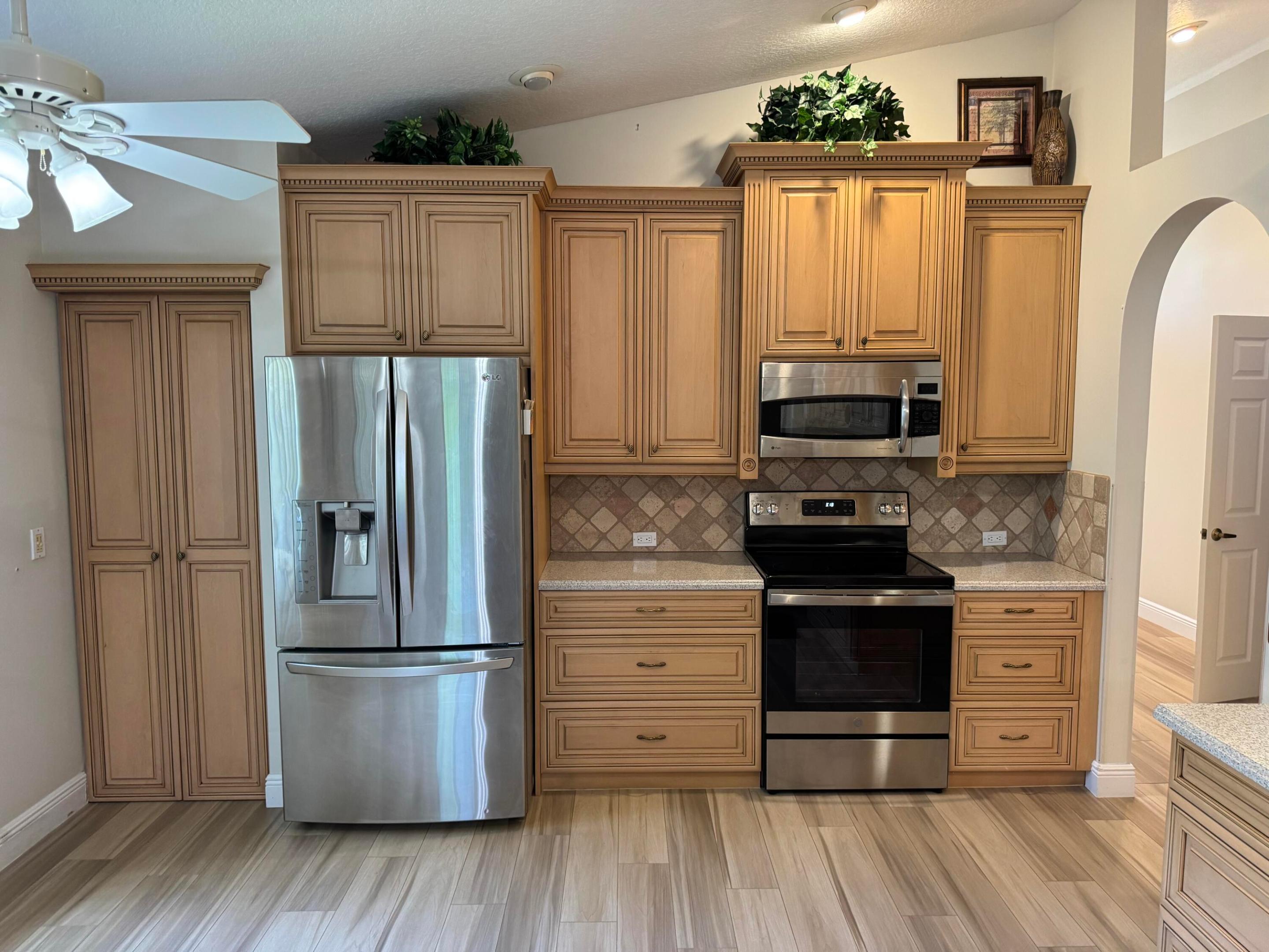 6693 Sun River Road Property Photo 10