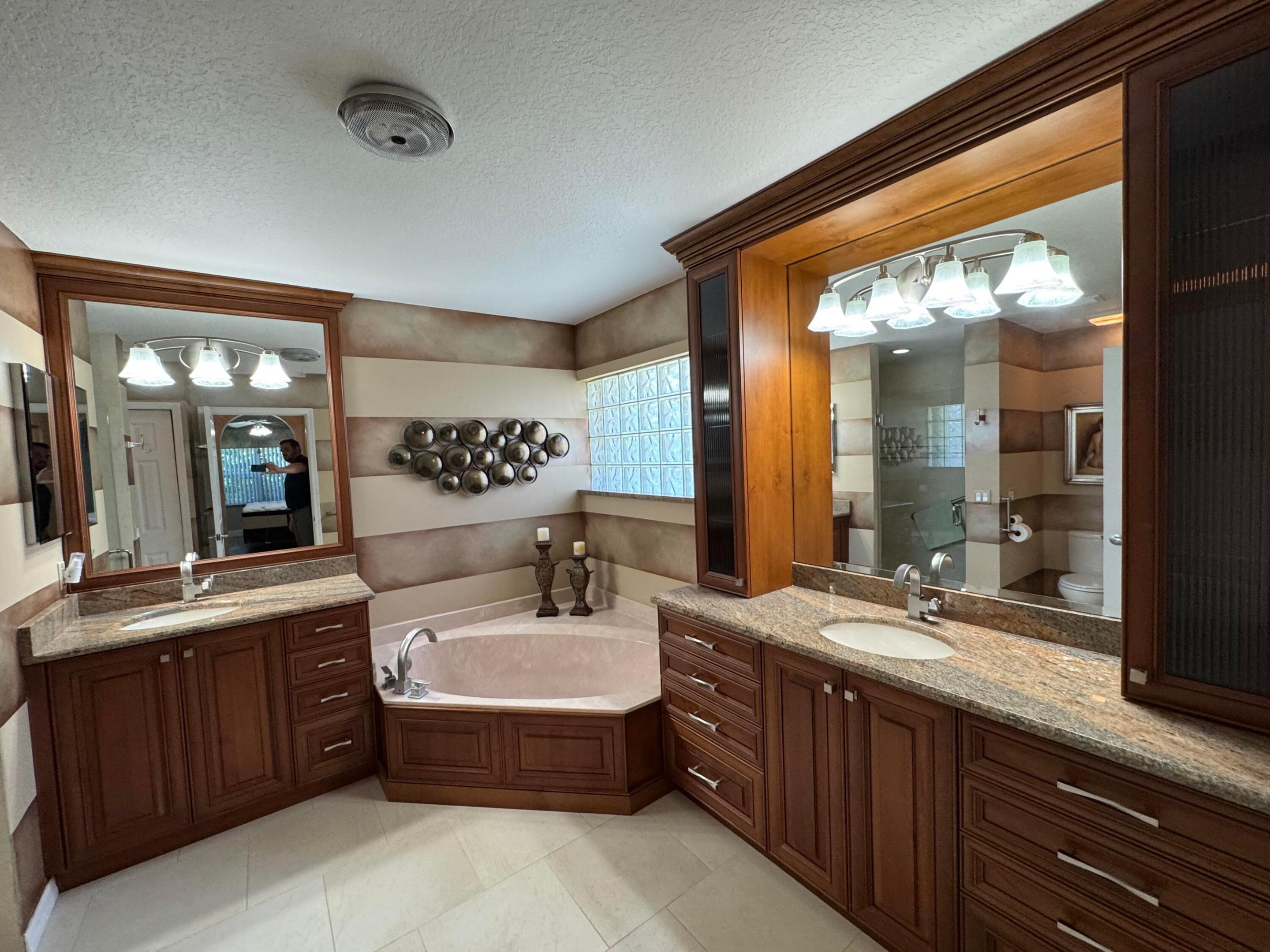 6693 Sun River Road Property Photo 18
