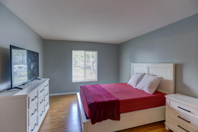 1010 Green Pine Boulevard E1 Property Photo 13
