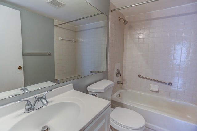 1010 Green Pine Boulevard E1 Property Photo 14