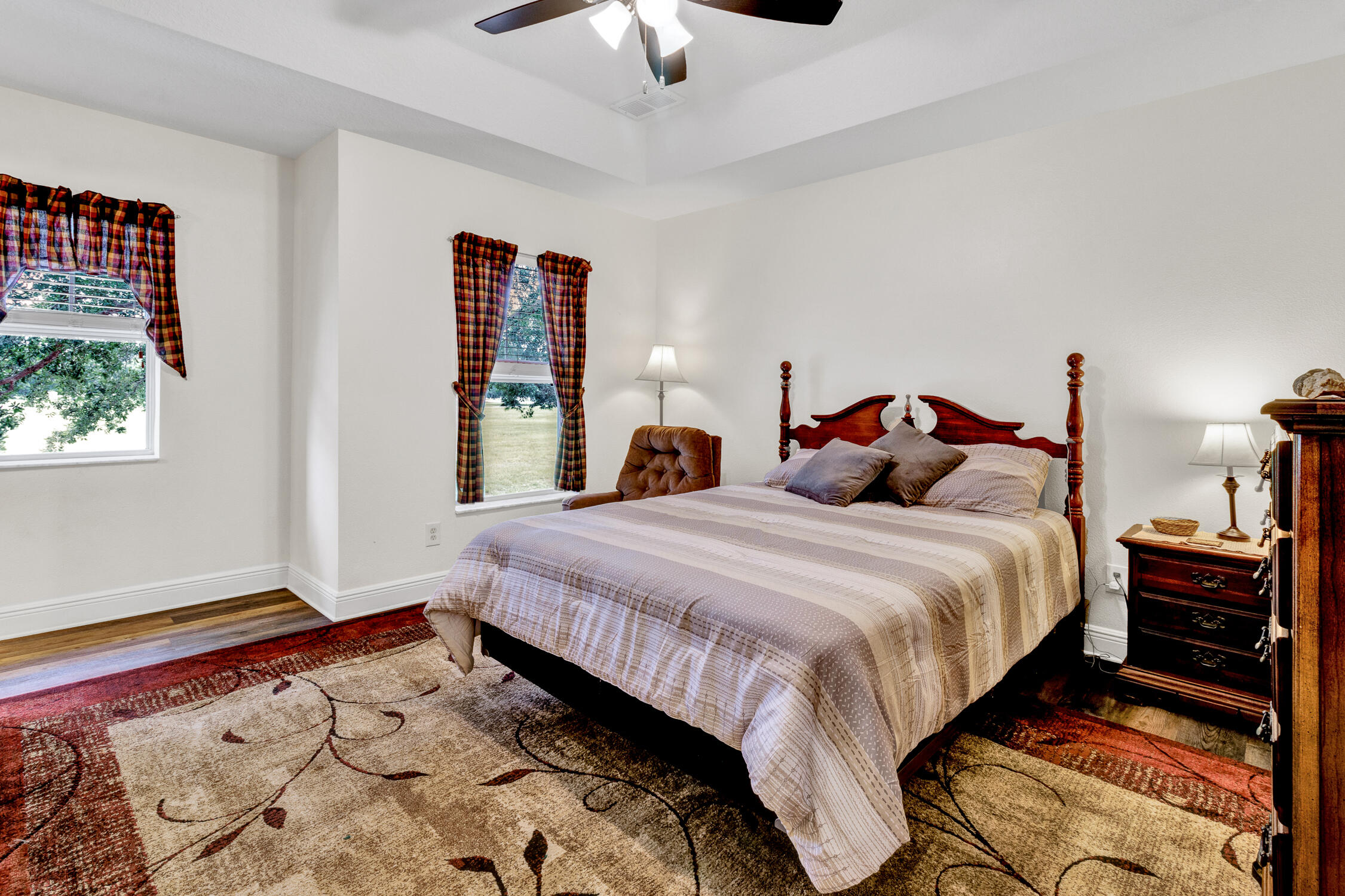 1660 Pointe W Way Property Photo 14