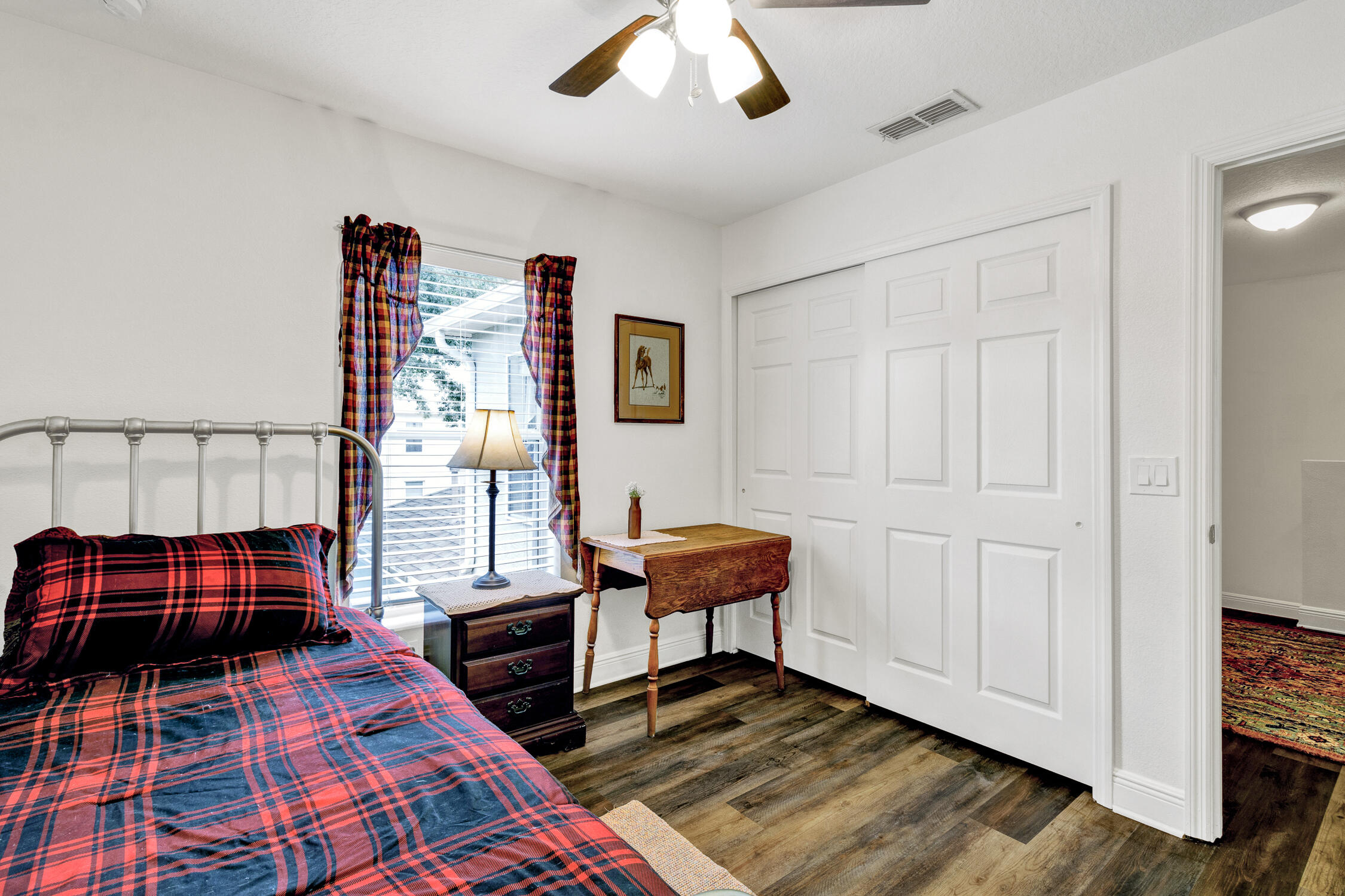 1660 Pointe W Way Property Photo 22