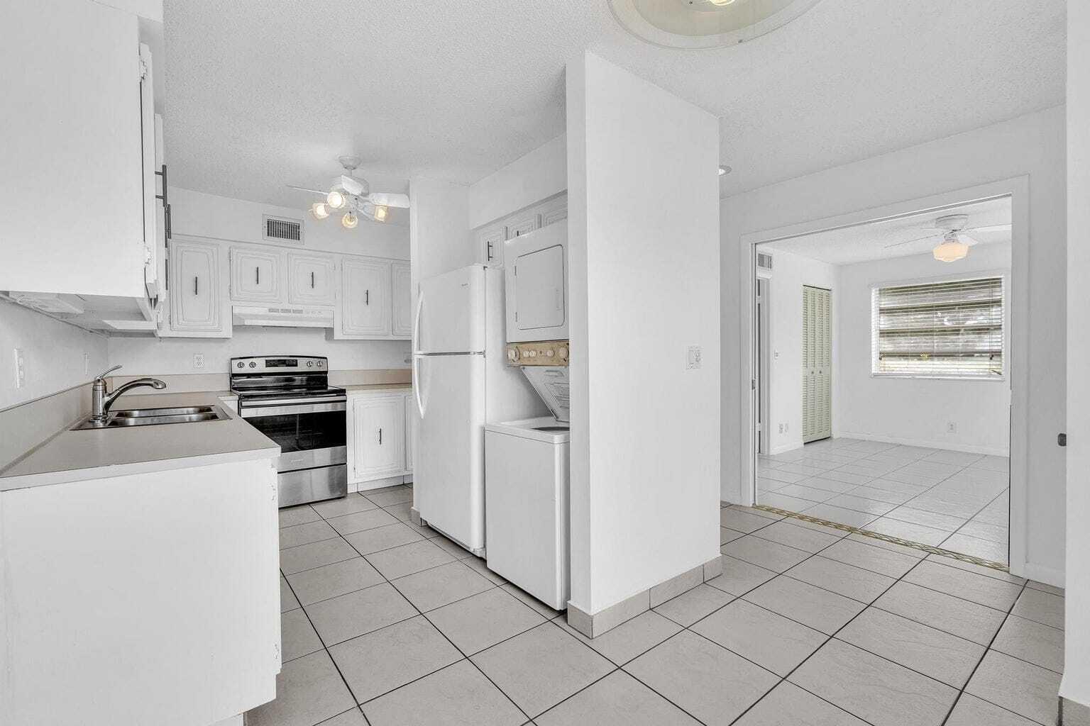 13721 Flora Place D Property Photo 17