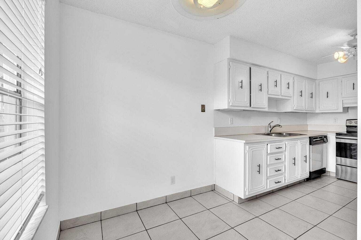 13721 Flora Place D Property Photo 18
