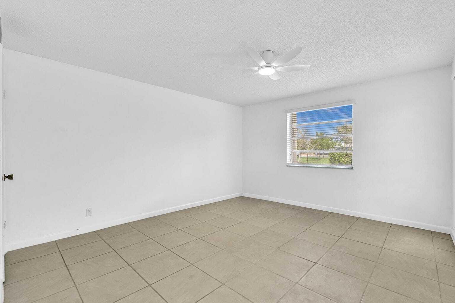 13721 Flora Place D Property Photo 39