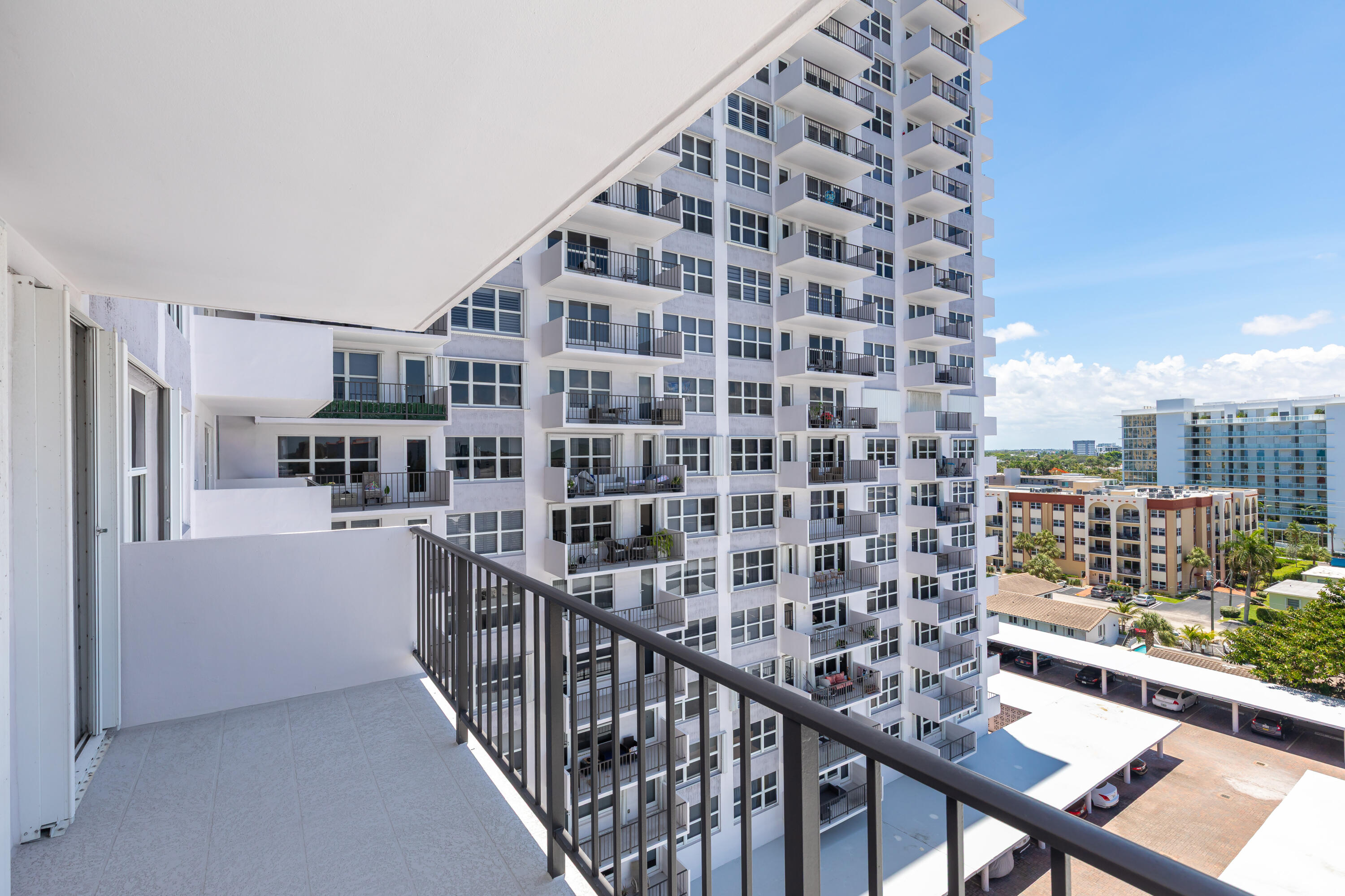 405 N Ocean Boulevard 815 Property Photo 6