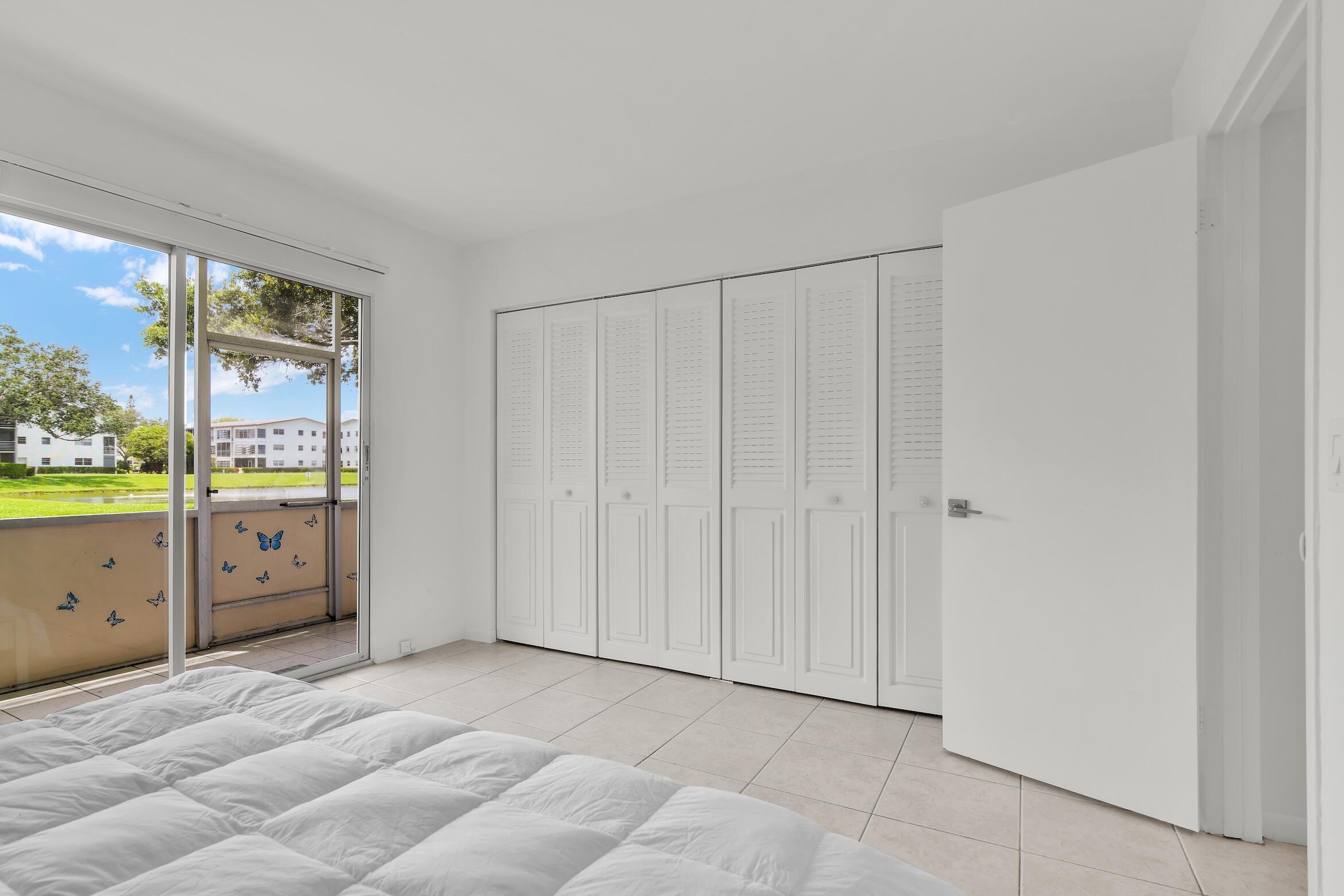 175 Fanshaw E Property Photo 19