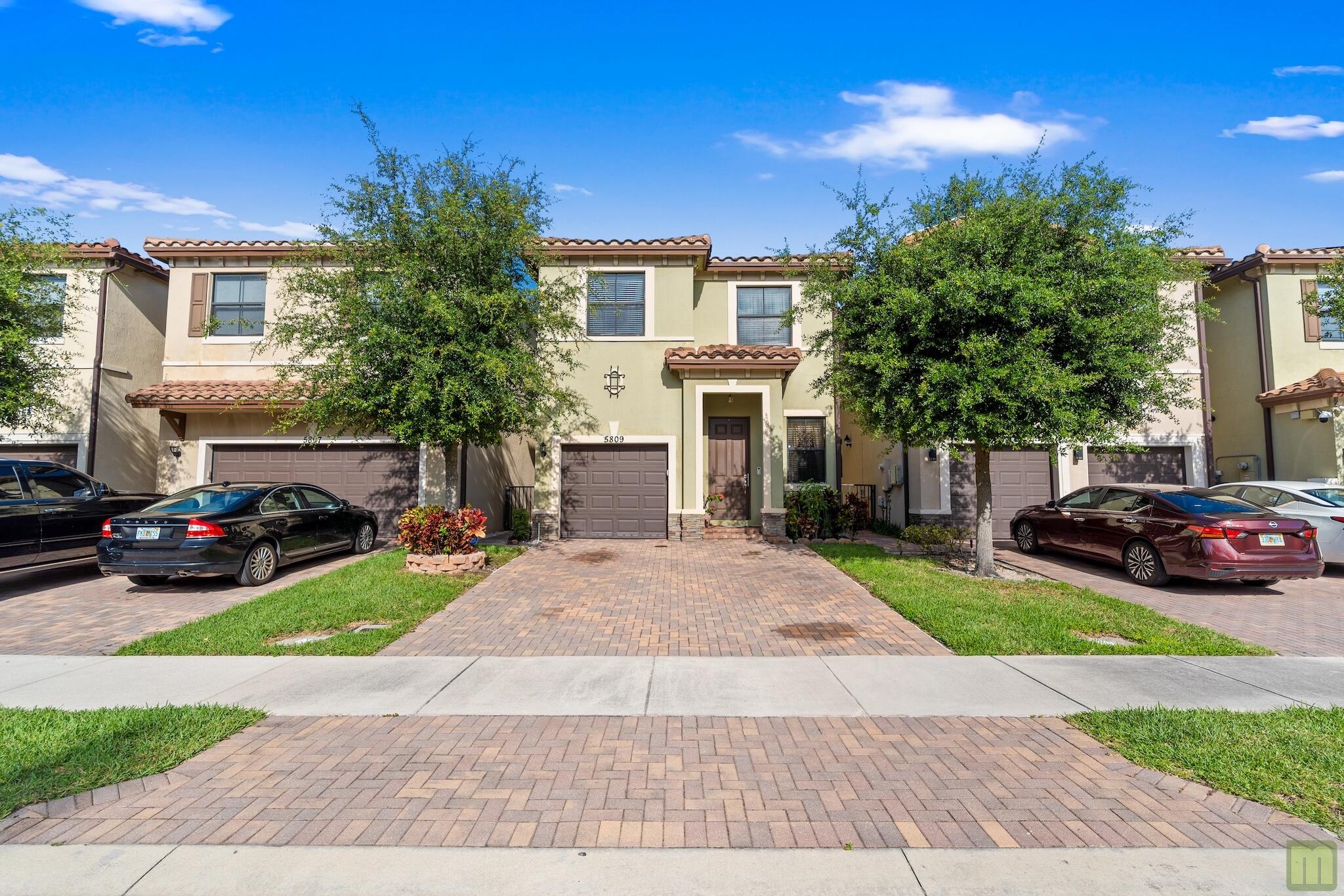 5809 NW 46th Lane