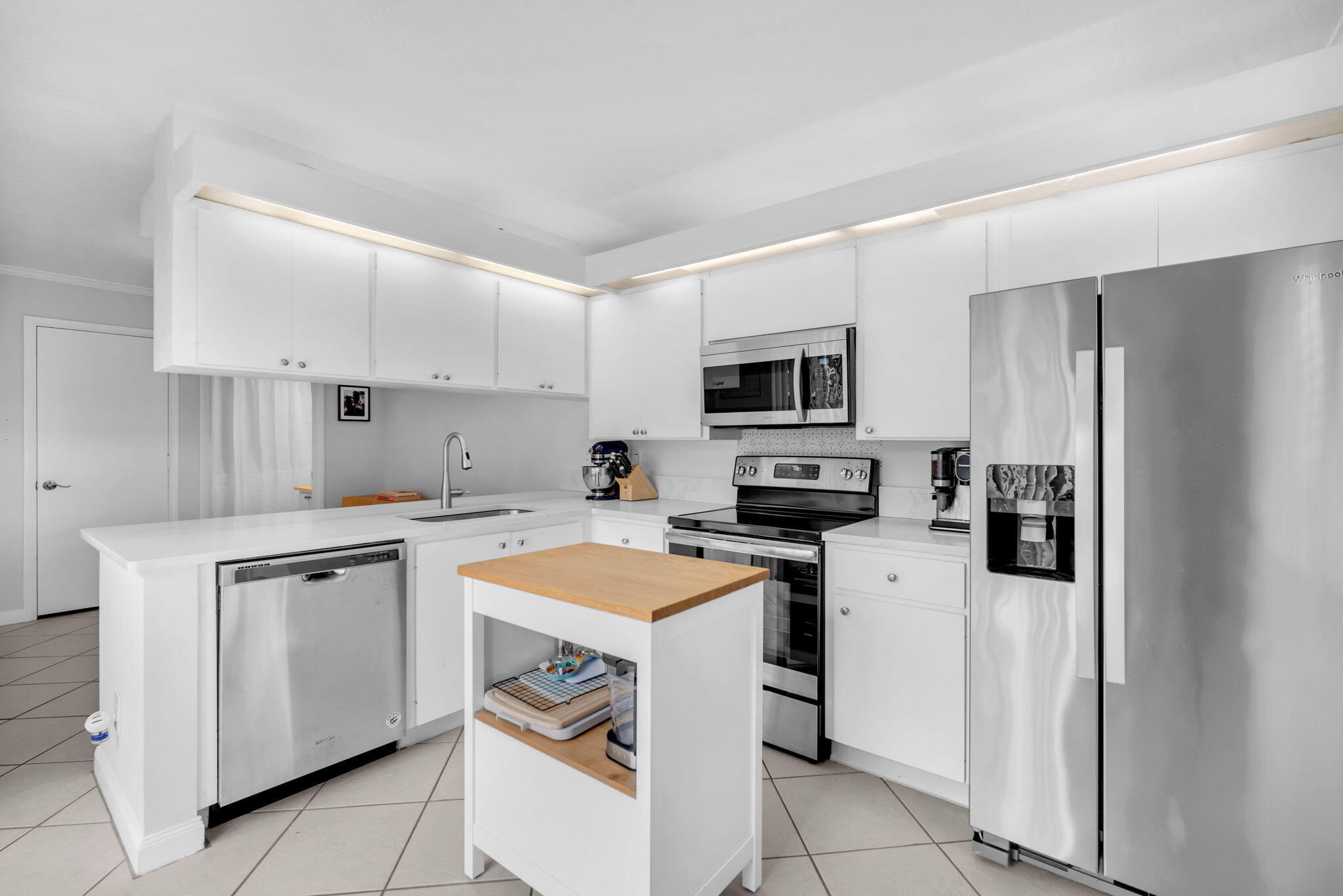 1805 Middleton Way Property Photo 1
