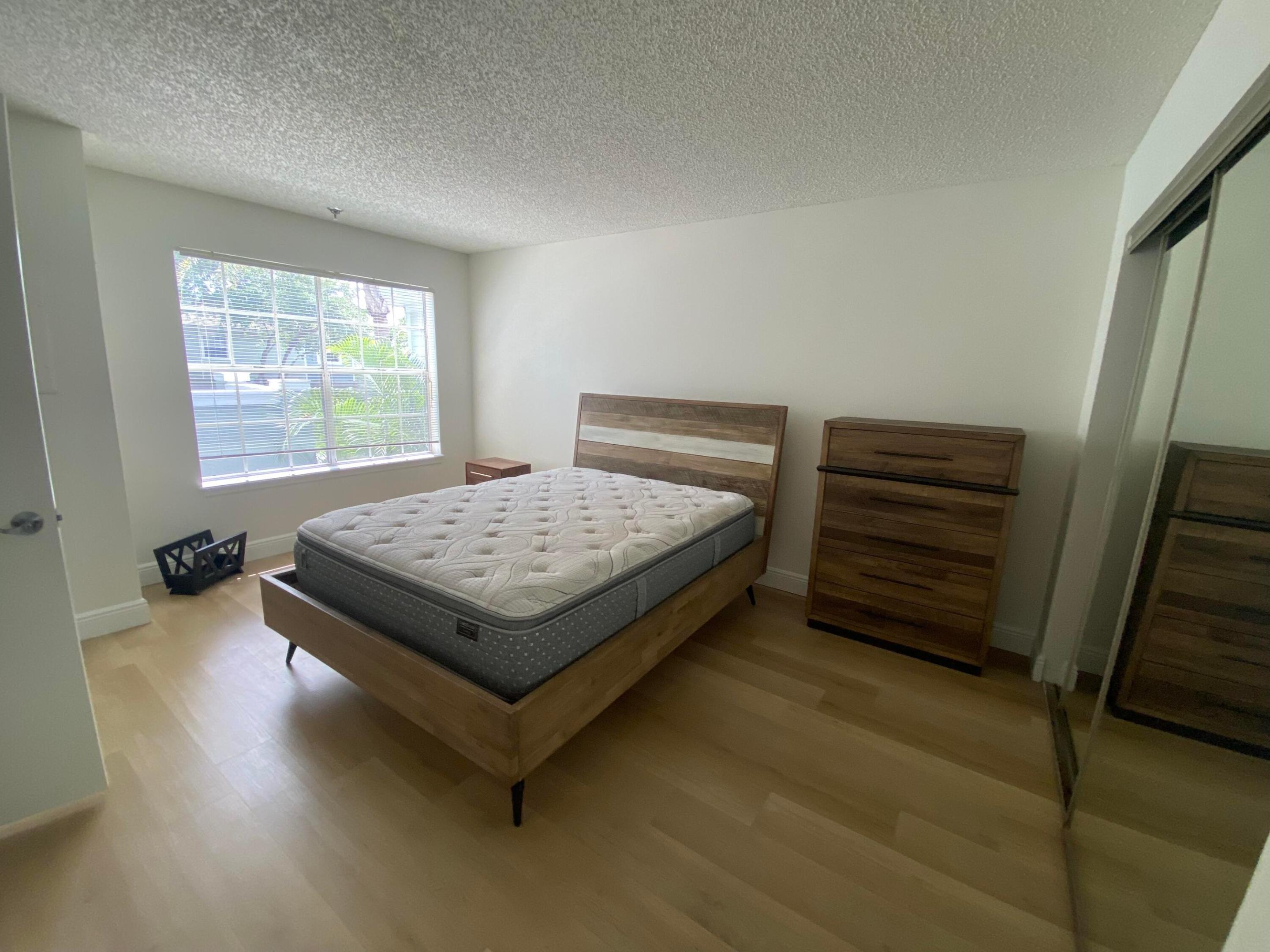 1020 Crystal Way H Property Photo 12