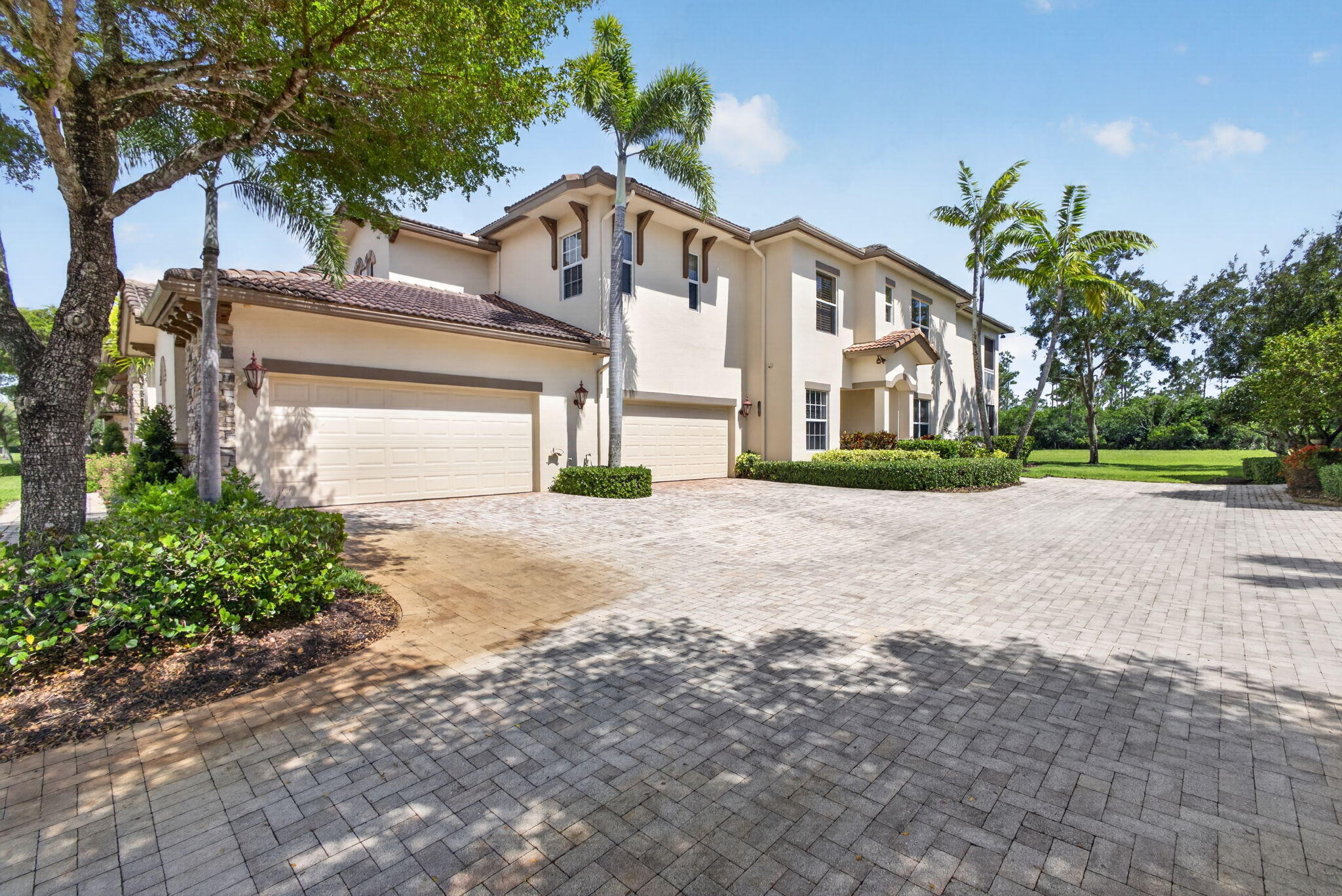 10236 Orchid Reserve Drive Property Photo 2