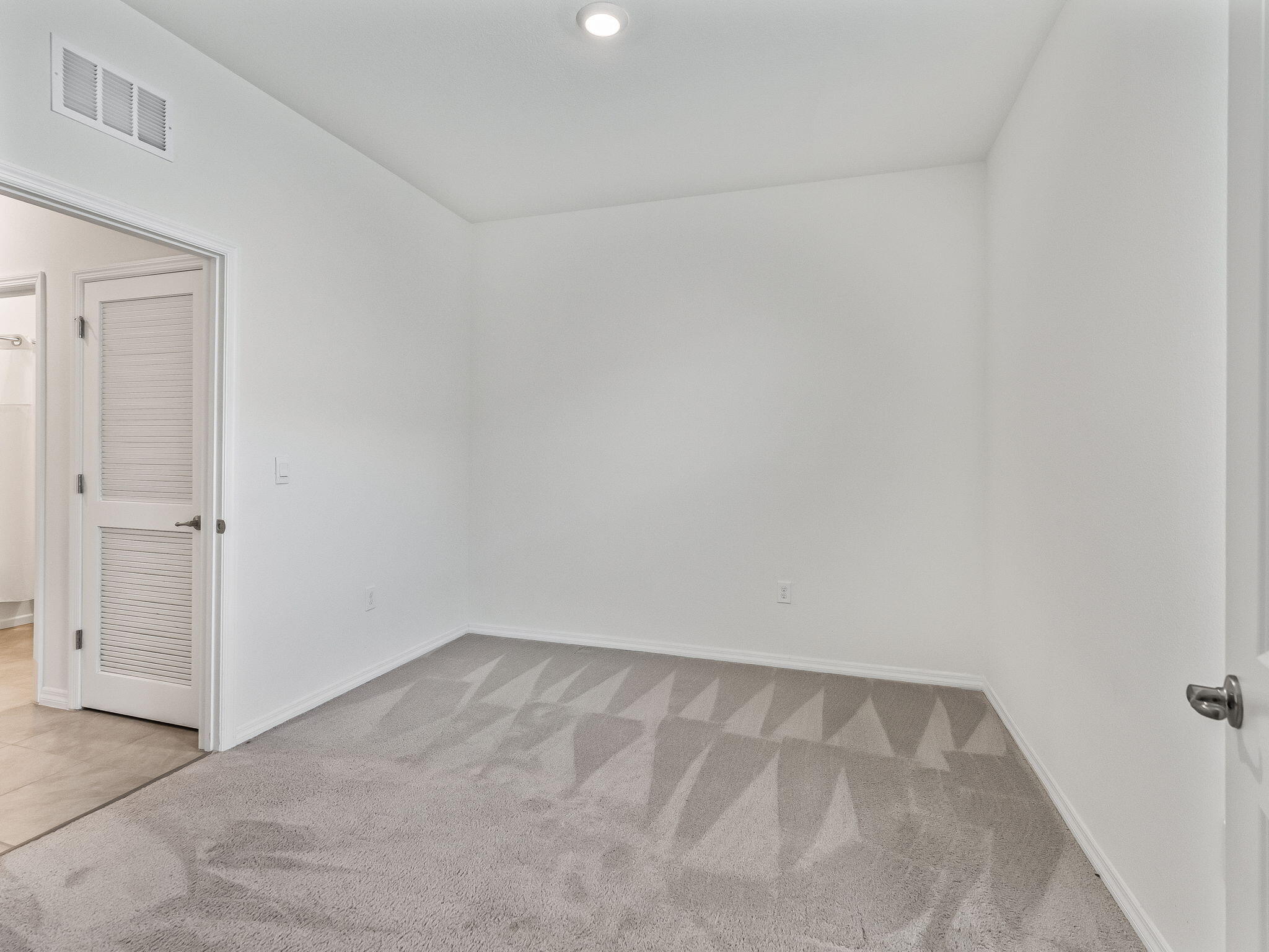 5536 Nw 40th Loop Property Photo 10