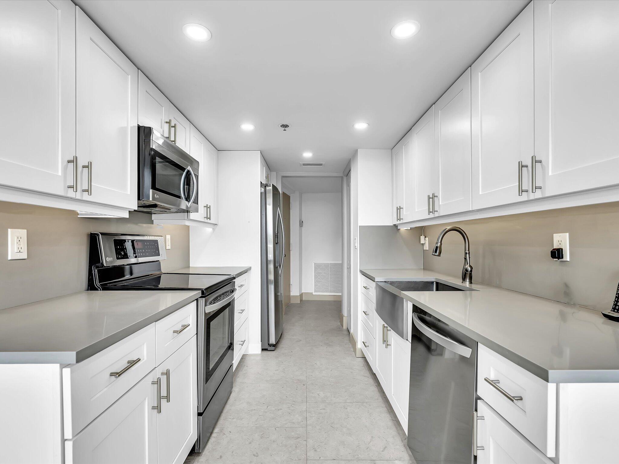 3360 S Ocean Boulevard 2a Property Photo 6