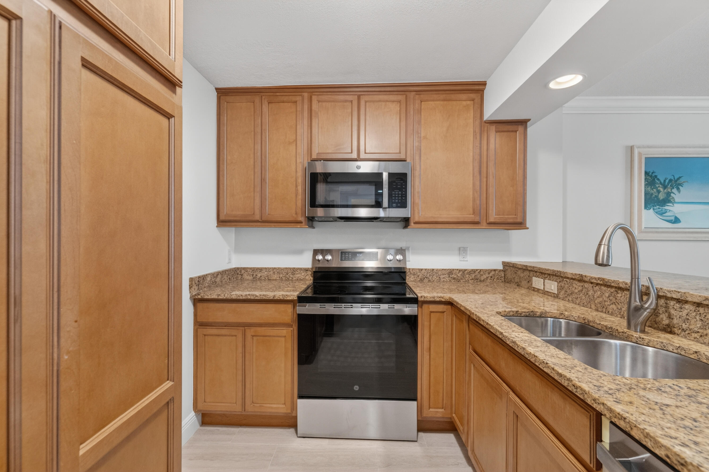 1900 S Ocean Boulevard 6a Property Photo 4