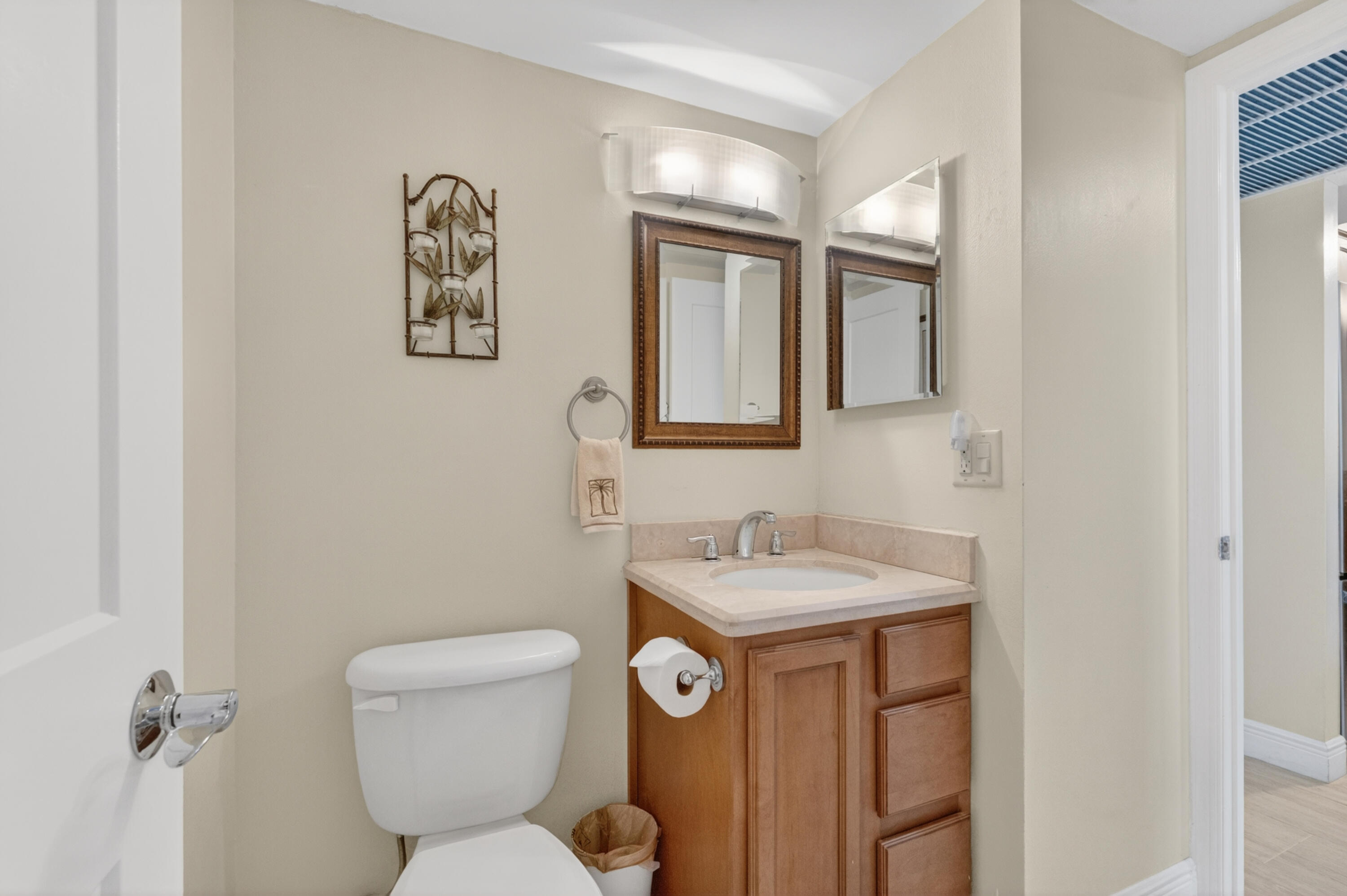 1900 S Ocean Boulevard 6a Property Photo 11