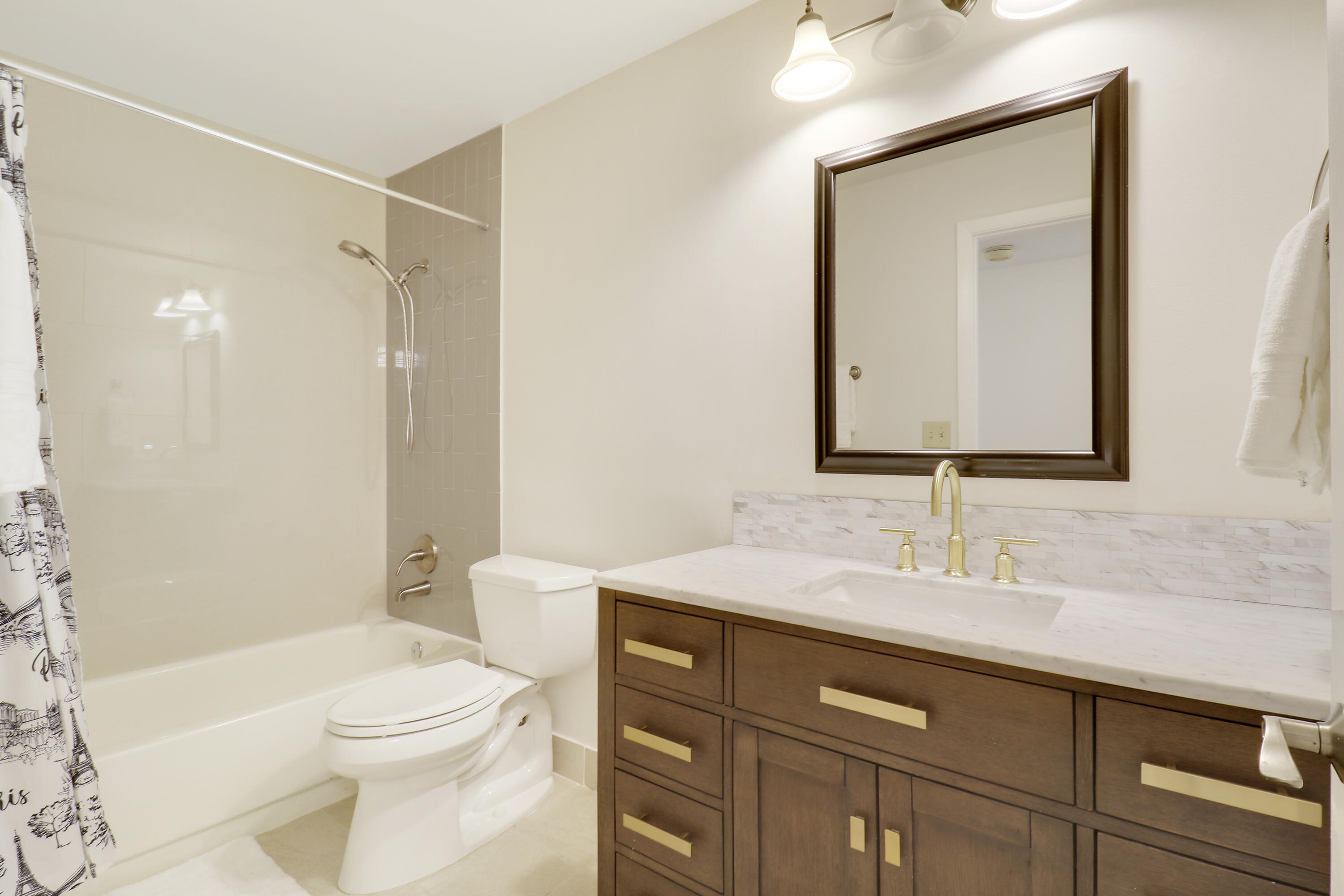 1107 Duncan Circle 102 Property Photo 11