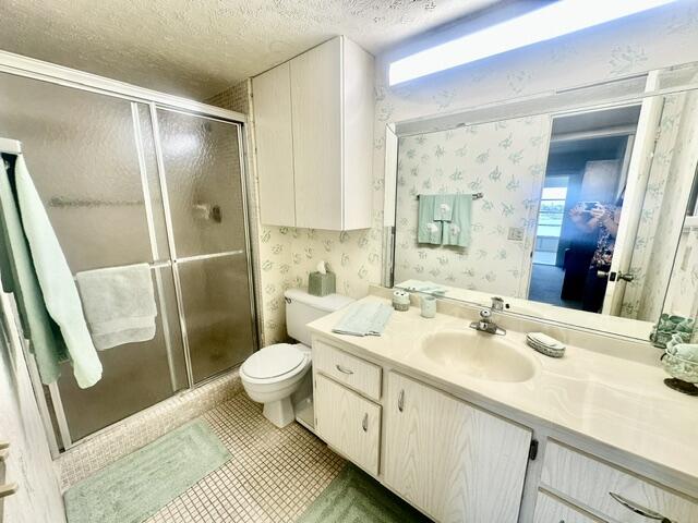 3018 Ainslie B Property Photo 14