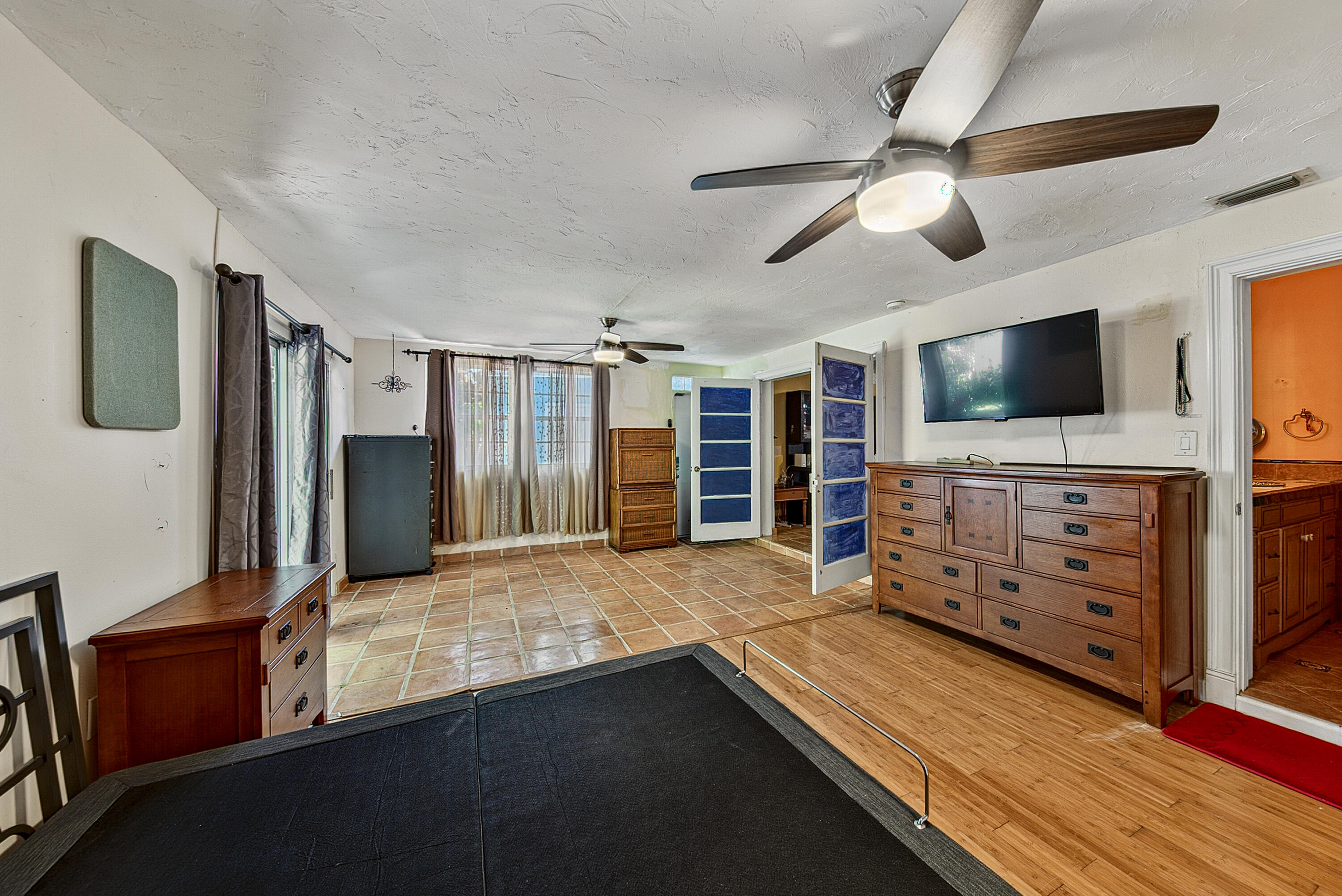 2318 N Ocean Boulevard Property Photo 8