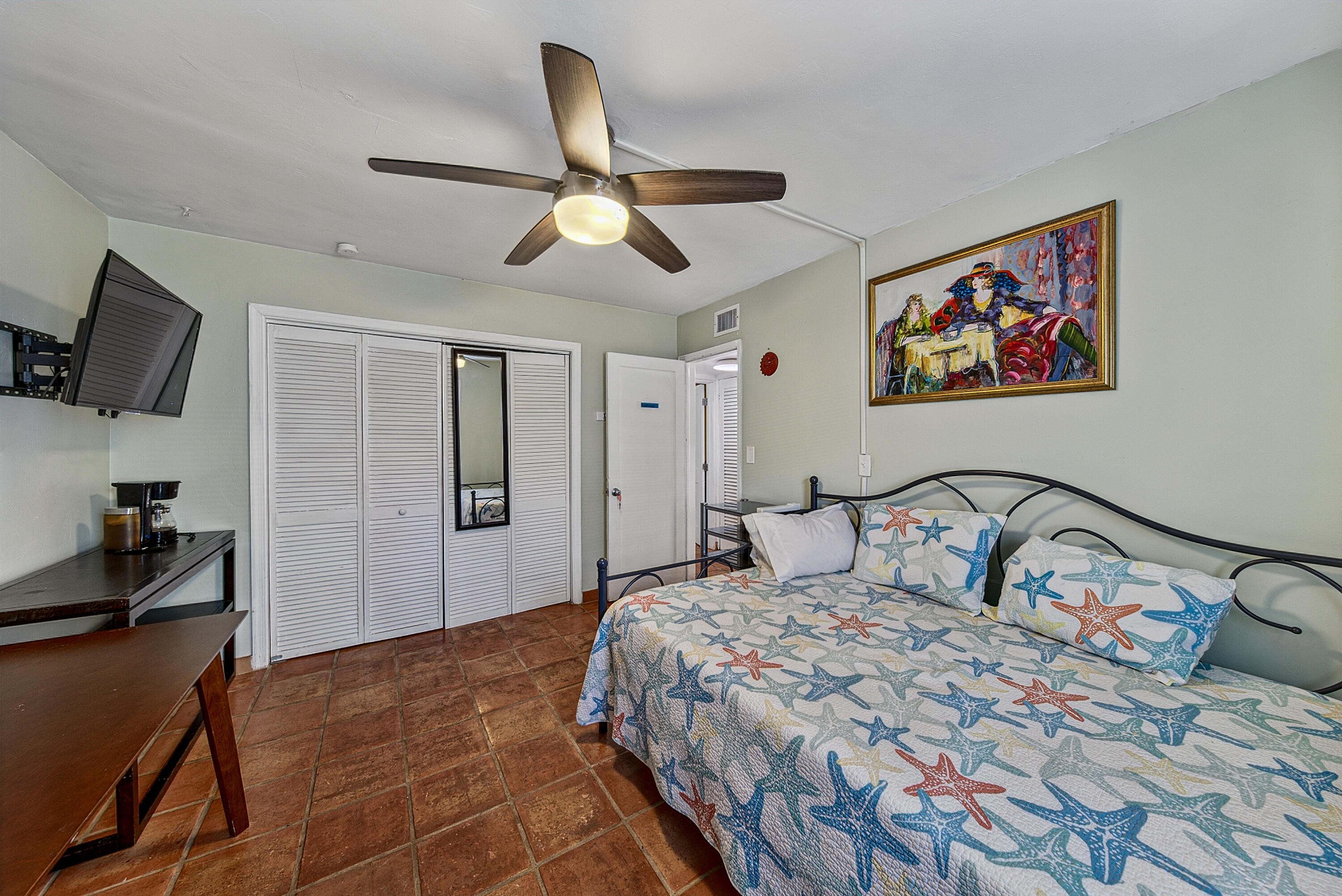 2318 N Ocean Boulevard Property Photo 14