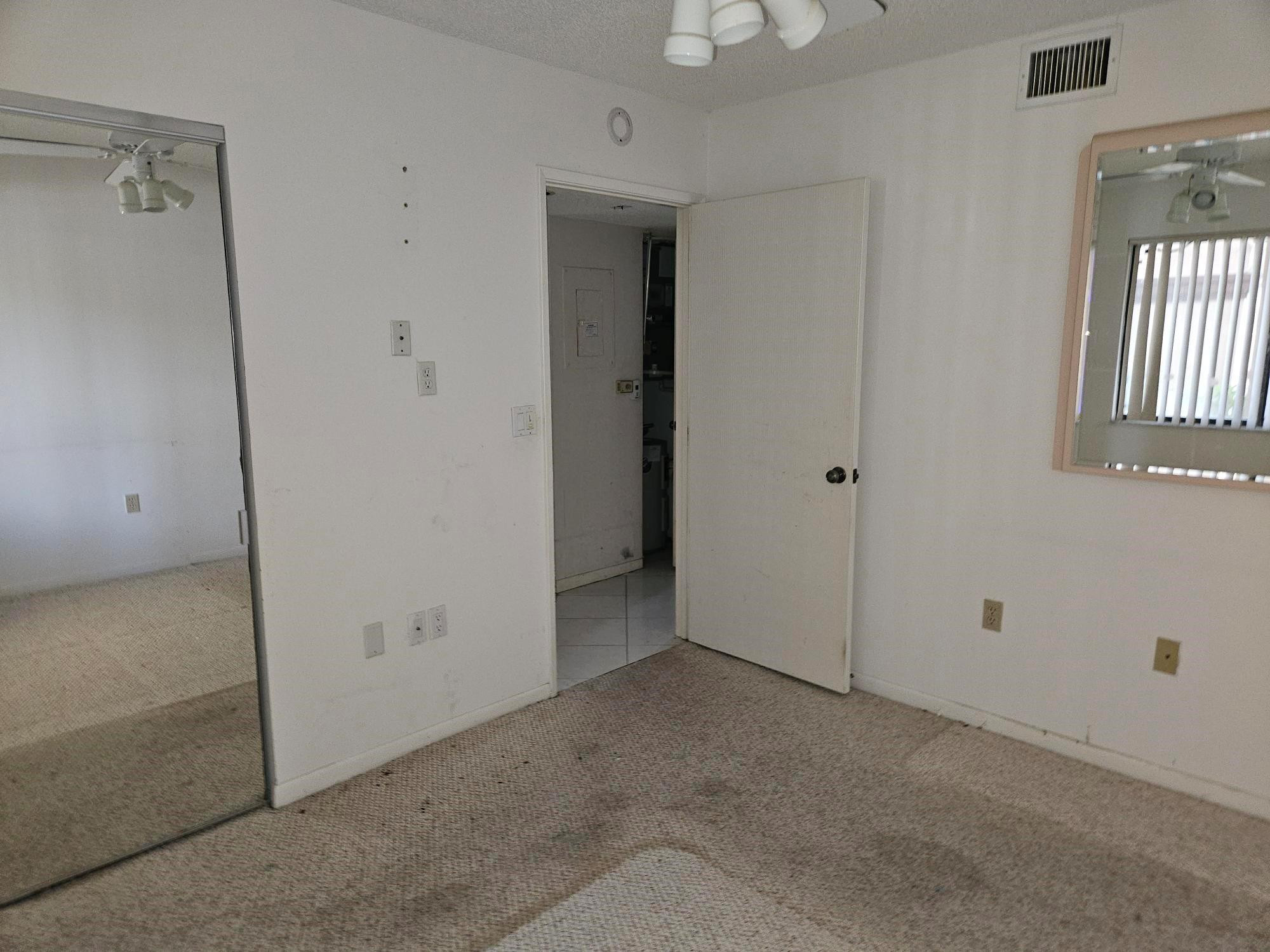 6065 Pointe Regal Circle 105 Property Photo 12