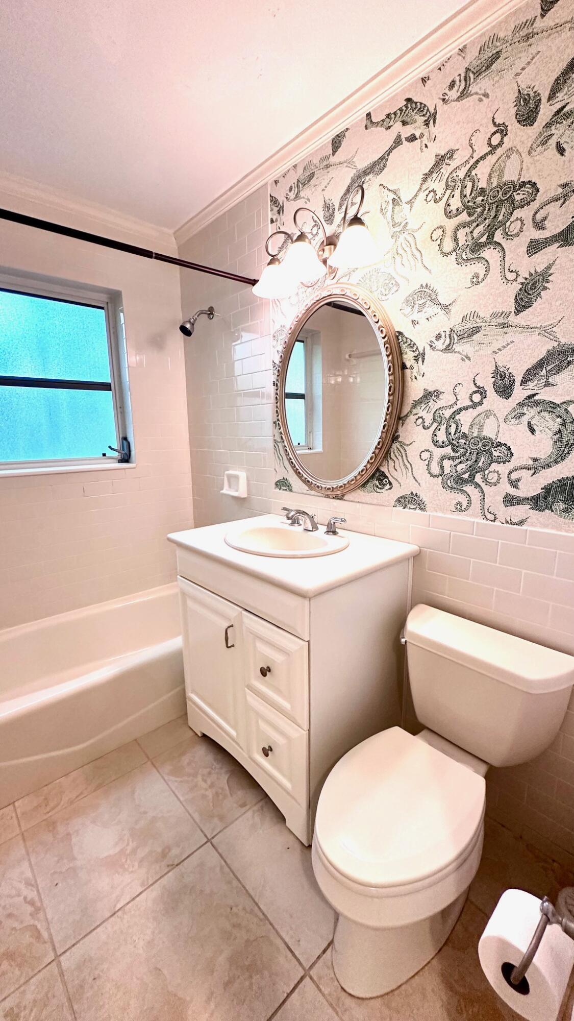 414 Seasage Drive 0030 Property Photo 10