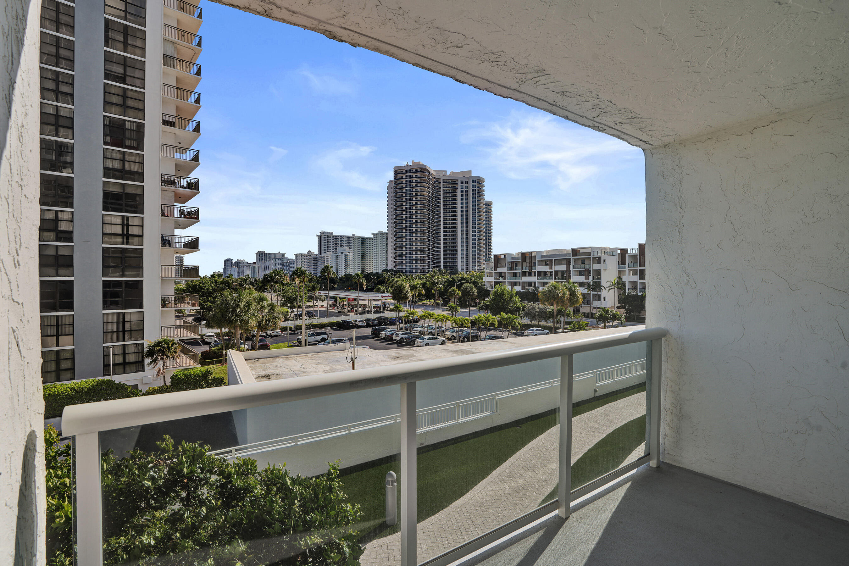 3015 N Ocean Boulevard 3d Property Photo 22