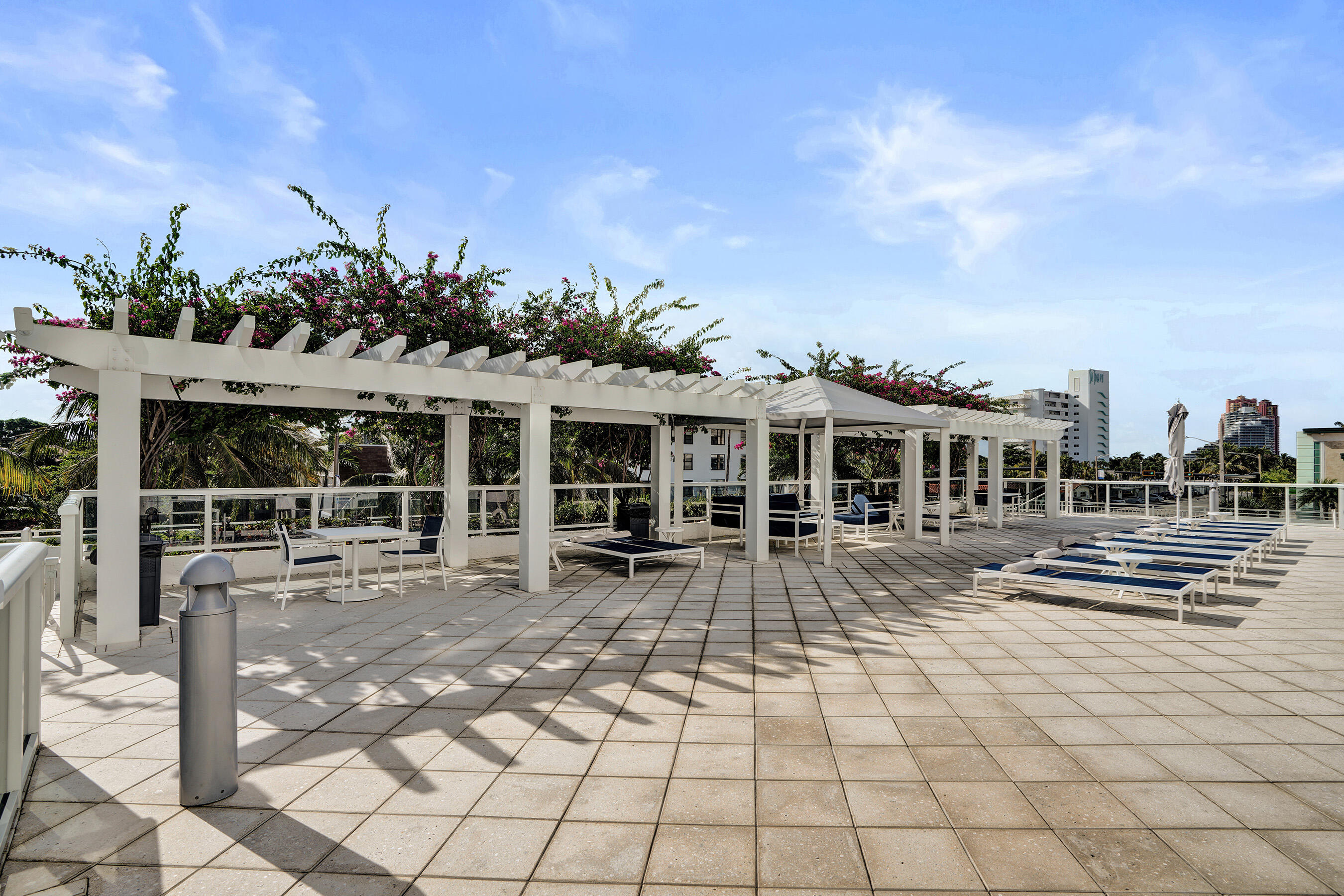 3015 N Ocean Boulevard 3d Property Photo 25