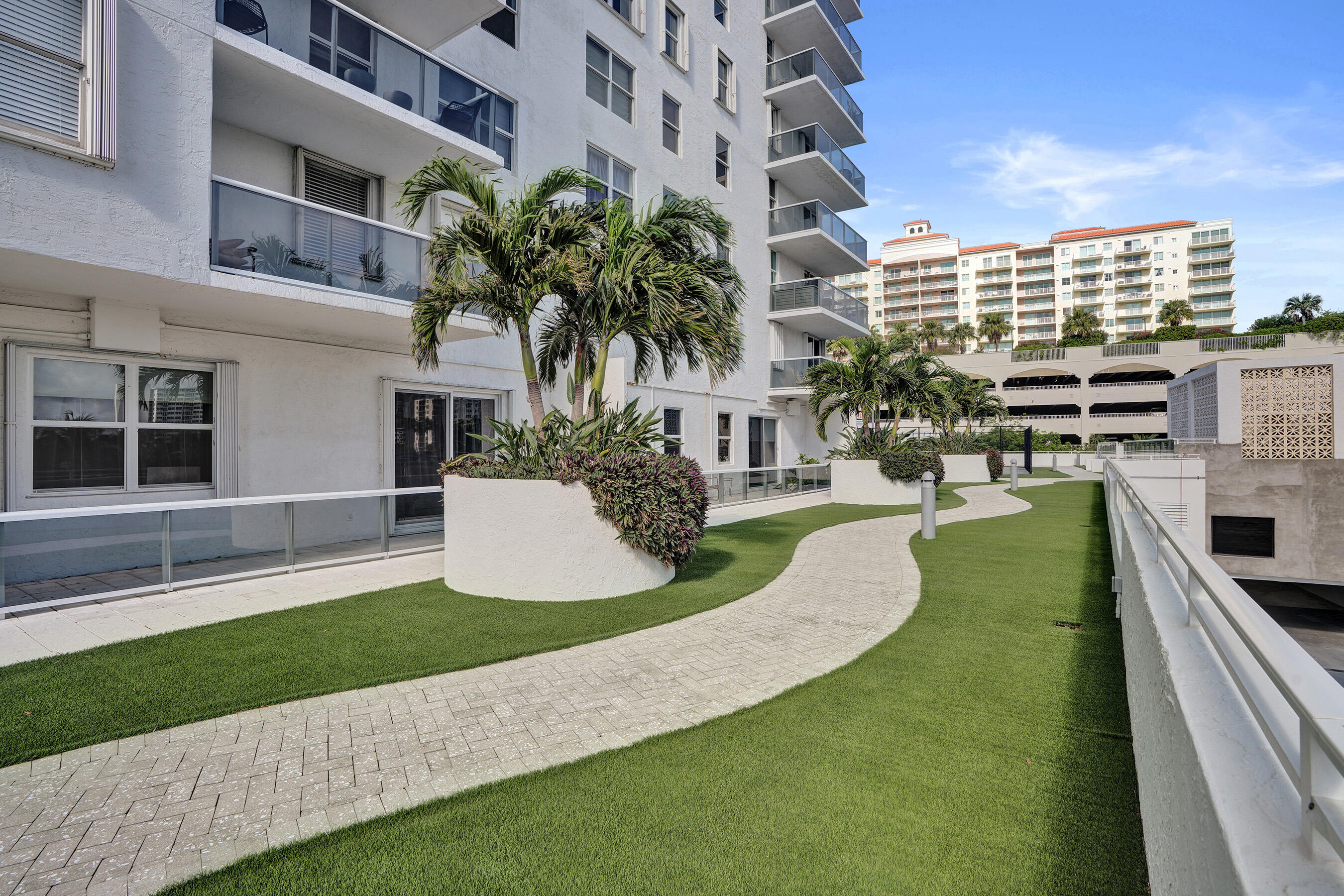 3015 N Ocean Boulevard 3d Property Photo 36