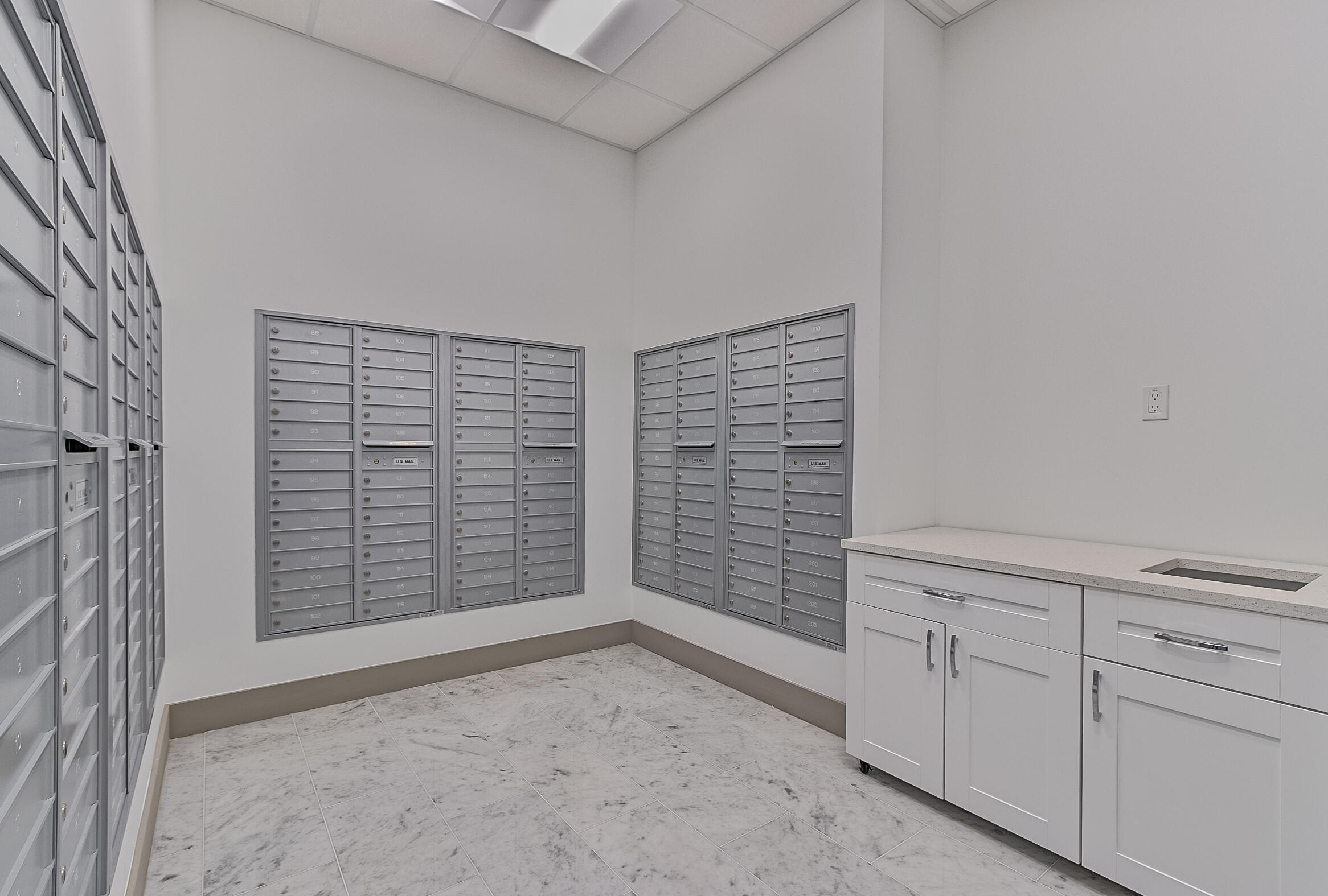 3015 N Ocean Boulevard 3d Property Photo 43