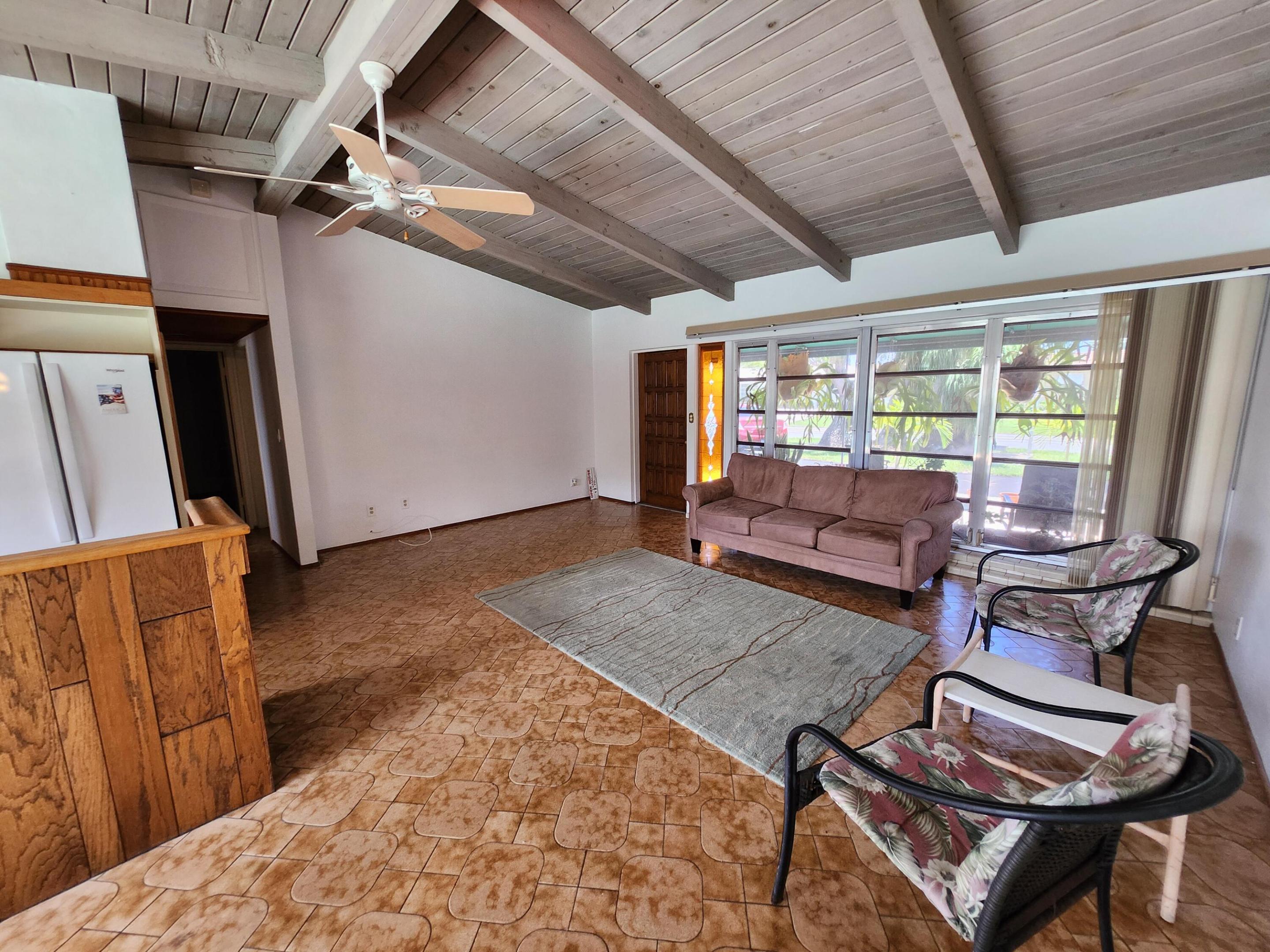 111 Se 7th Street Property Photo 10