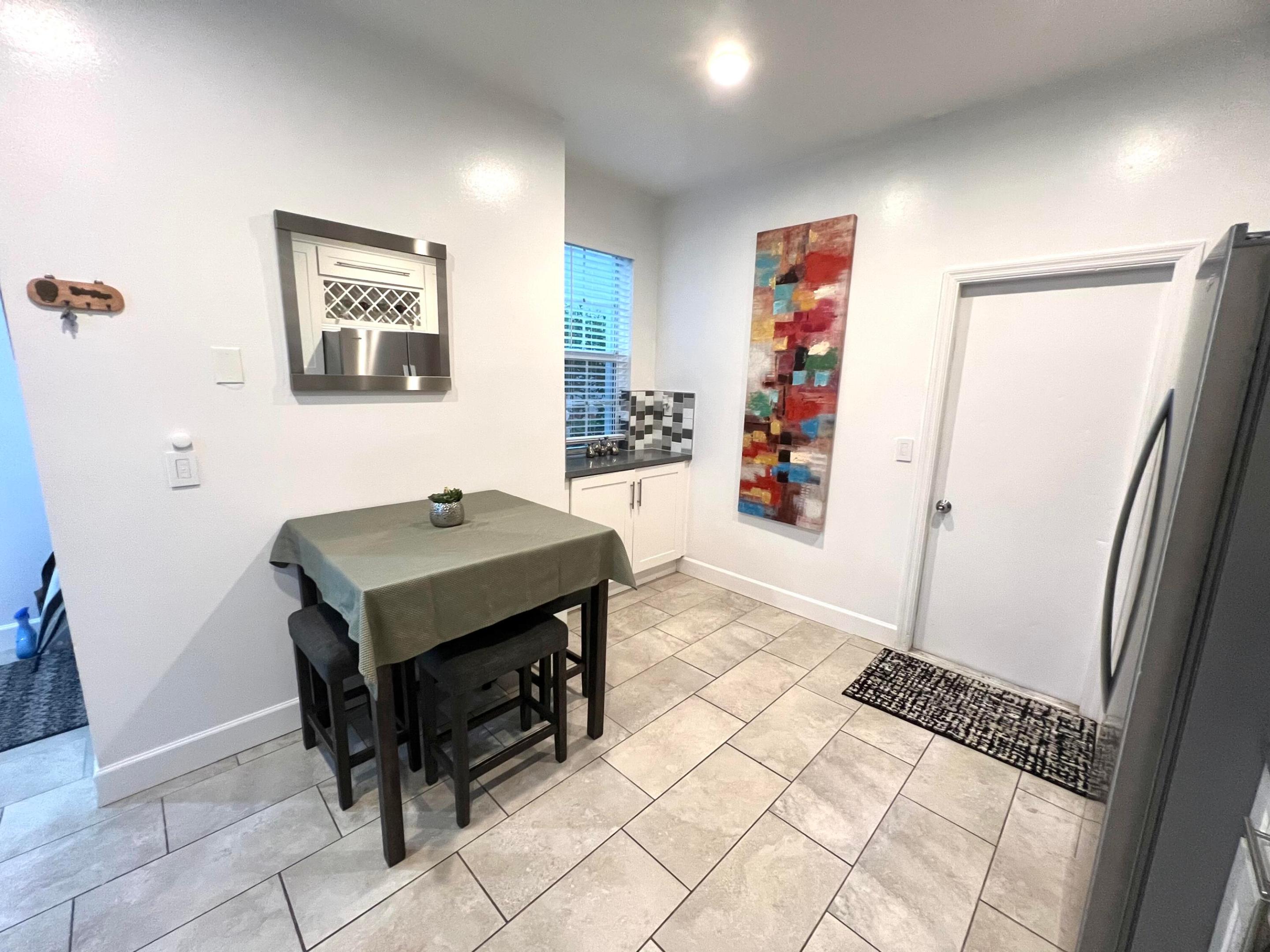 2046 Madeira Drive Property Photo 7