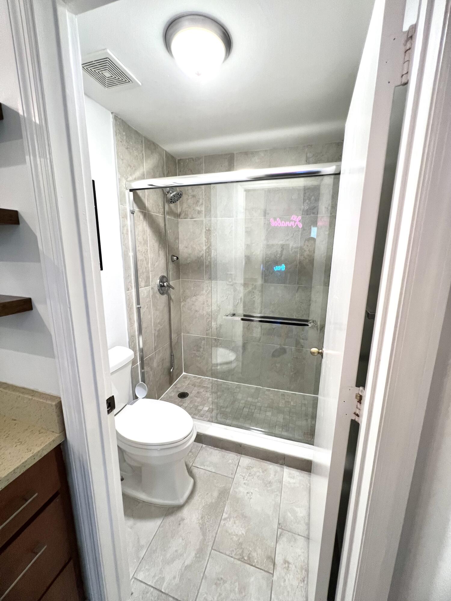 2046 Madeira Drive Property Photo 20
