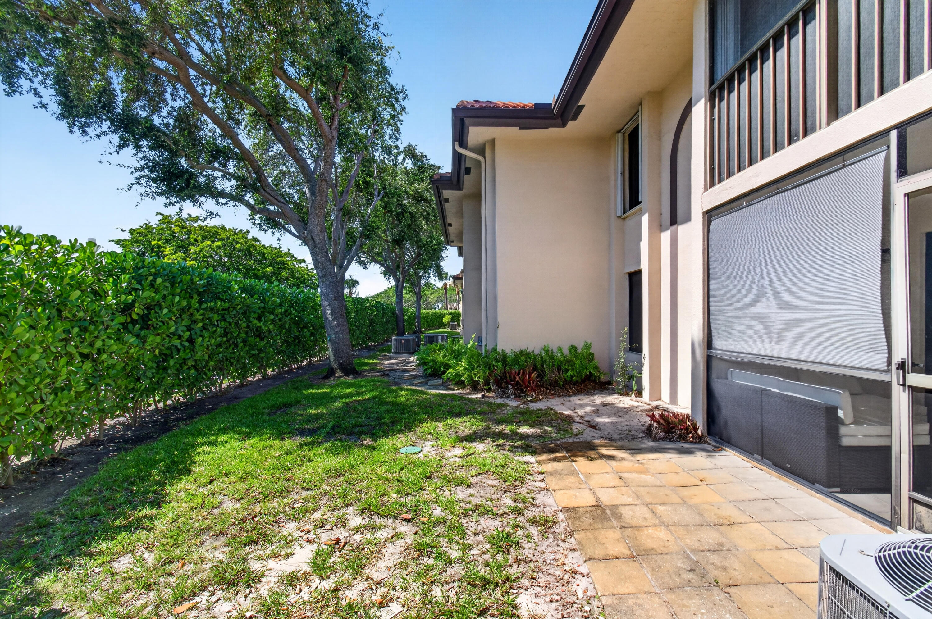 351 Club Circle 101 Property Photo 55