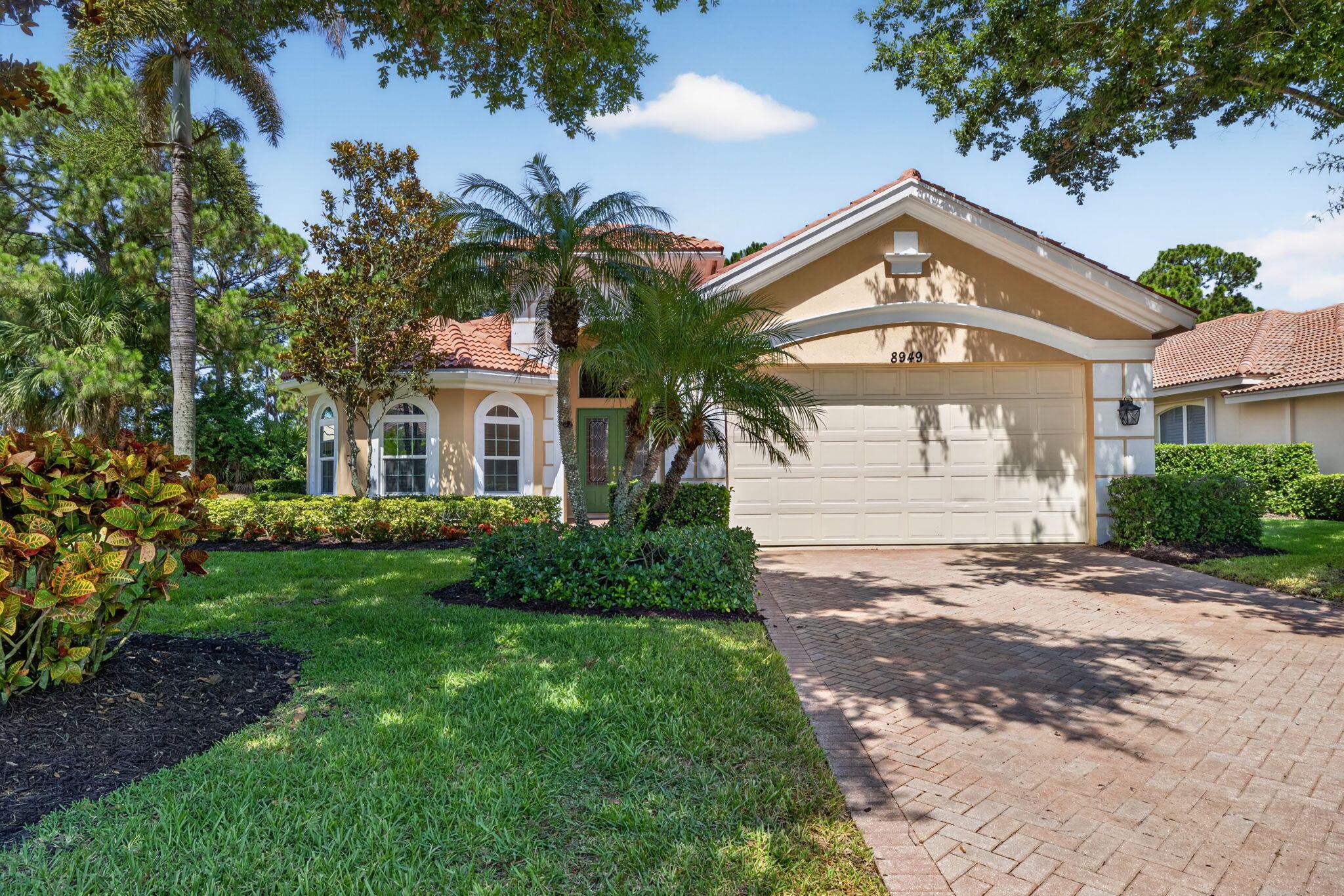 8949 Champions Way Property Photo 1