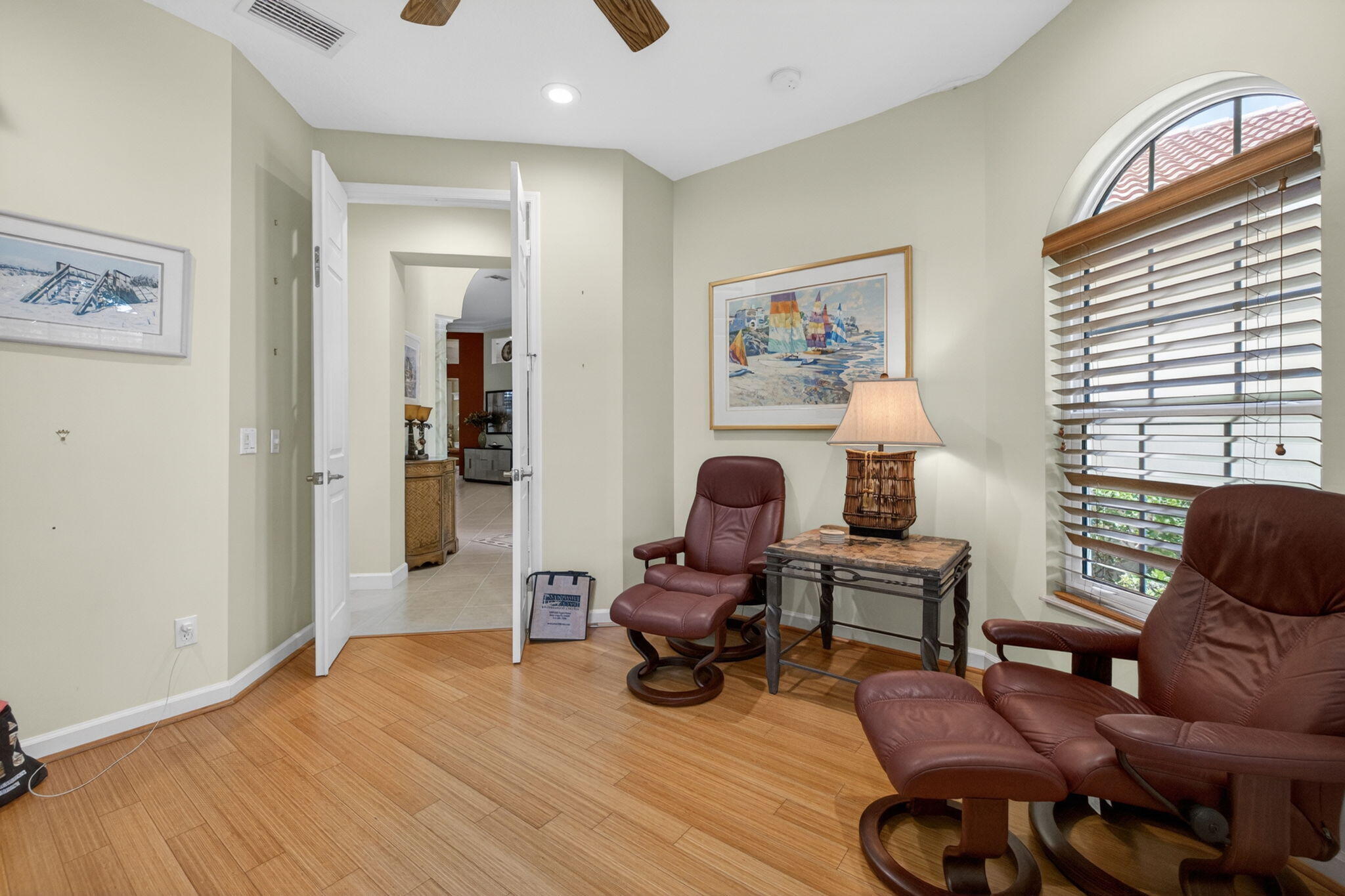 8949 Champions Way Property Photo 29