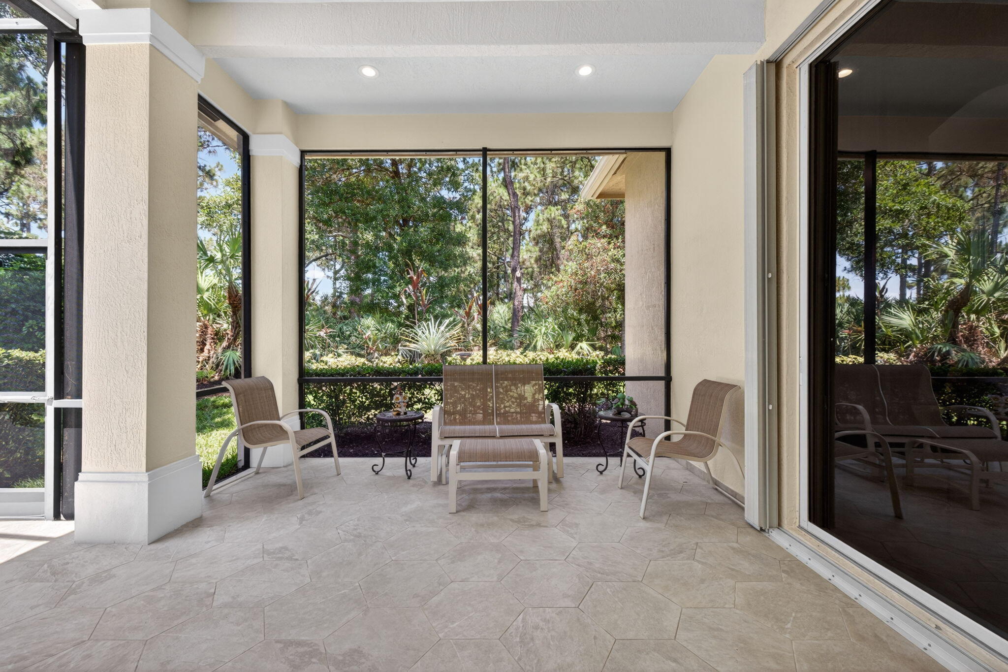 8949 Champions Way Property Photo 37