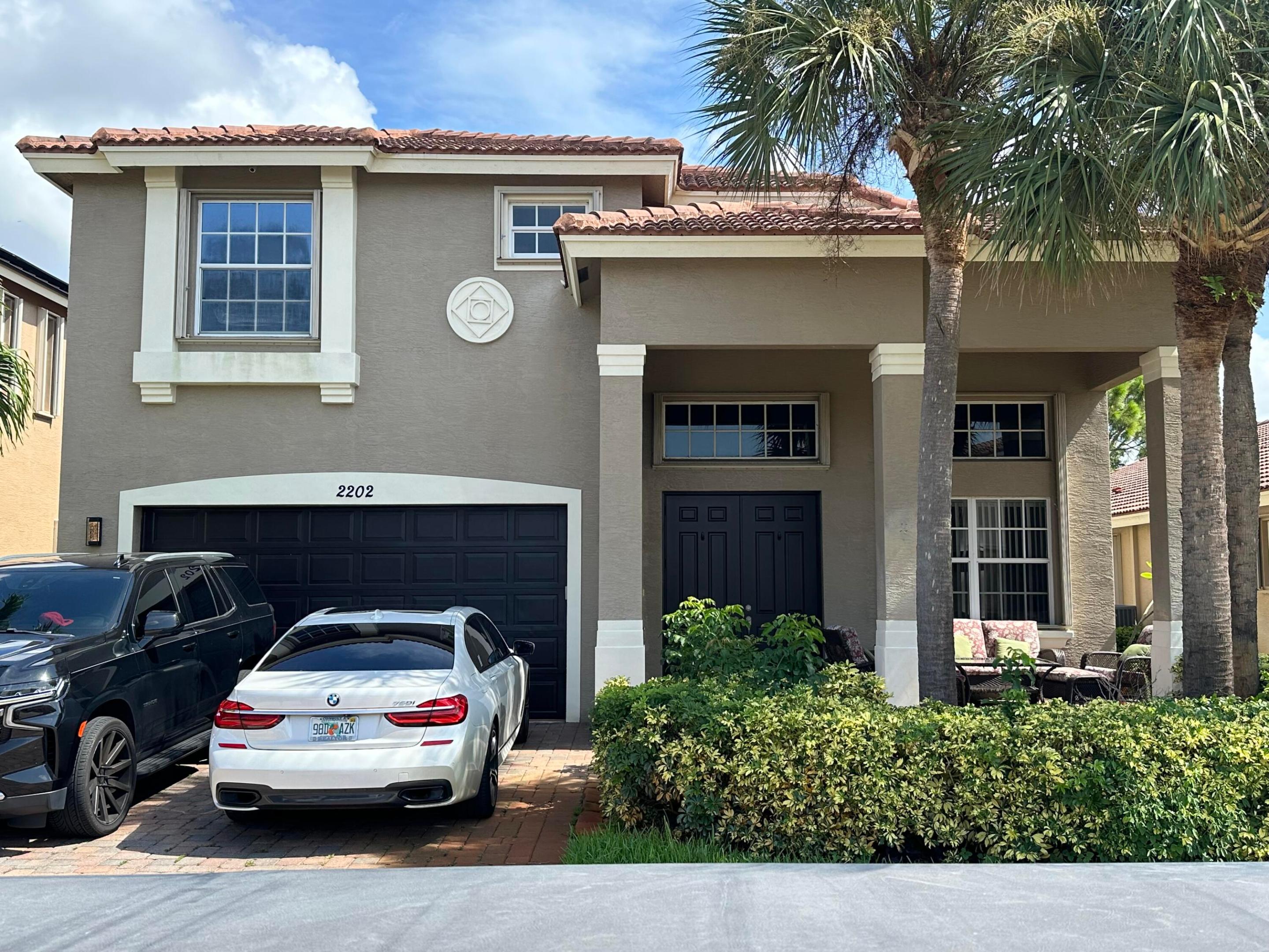 2202 Sw Newport Isles Boulevard Property Photo 1