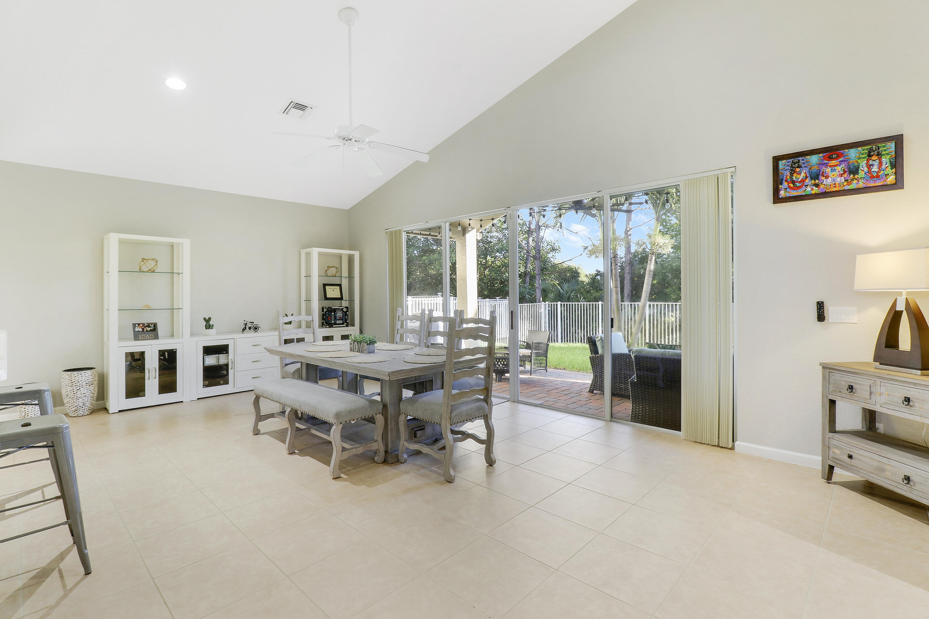 2202 Sw Newport Isles Boulevard Property Photo 7