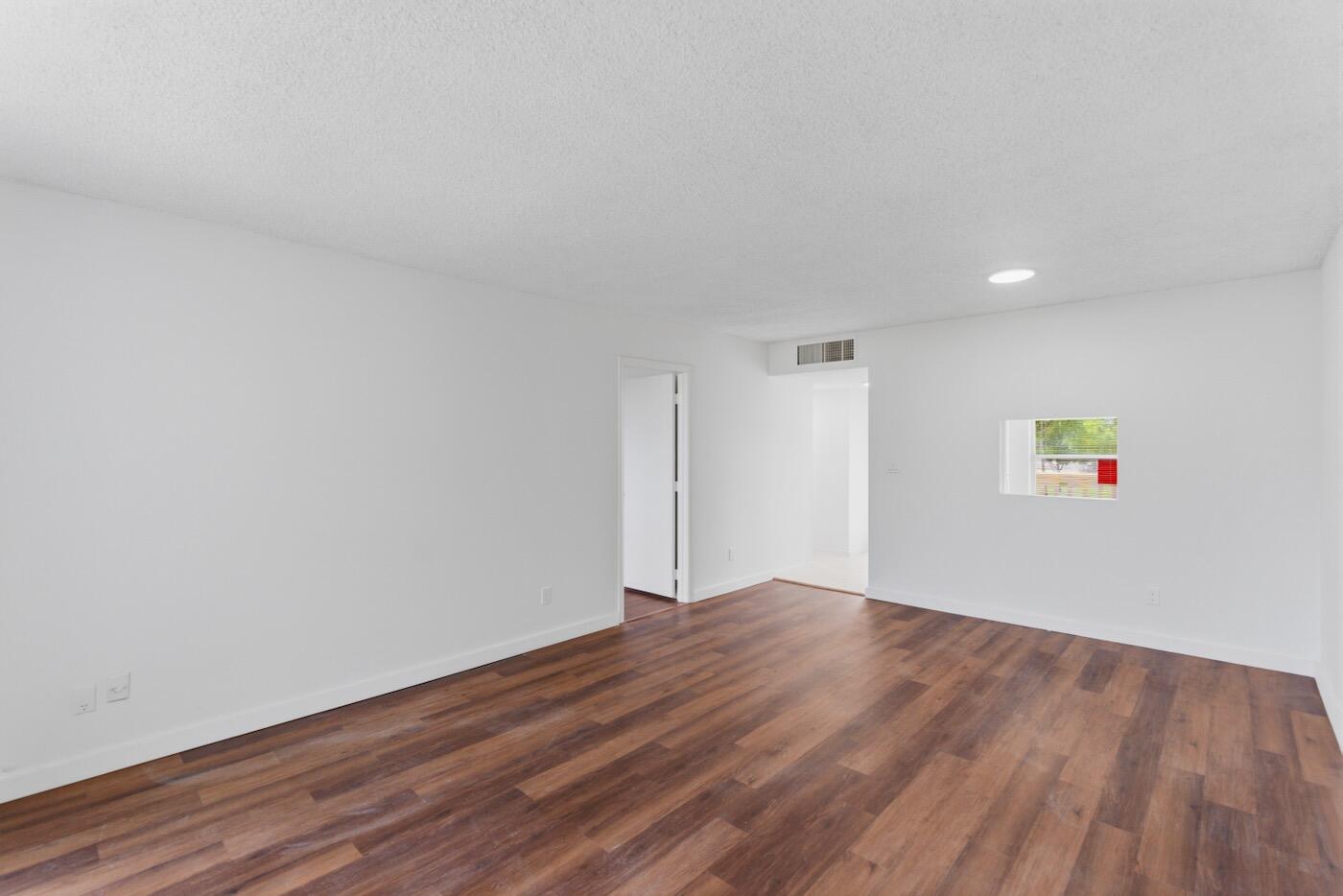6020 Nw 64th Avenue 208 Property Photo 5