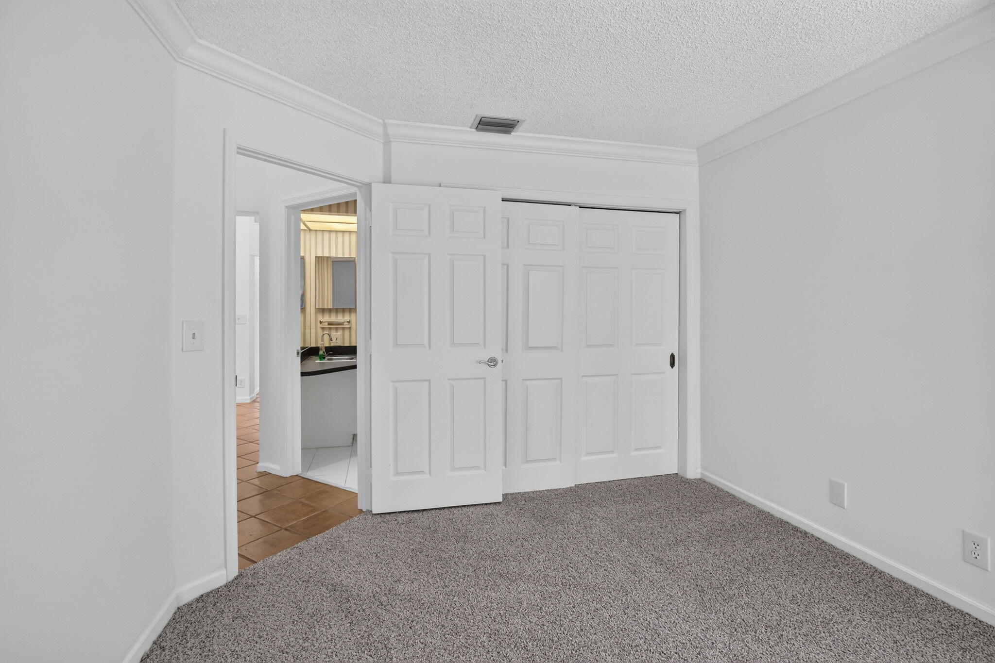 10124 Nw 4th Street Property Photo 32