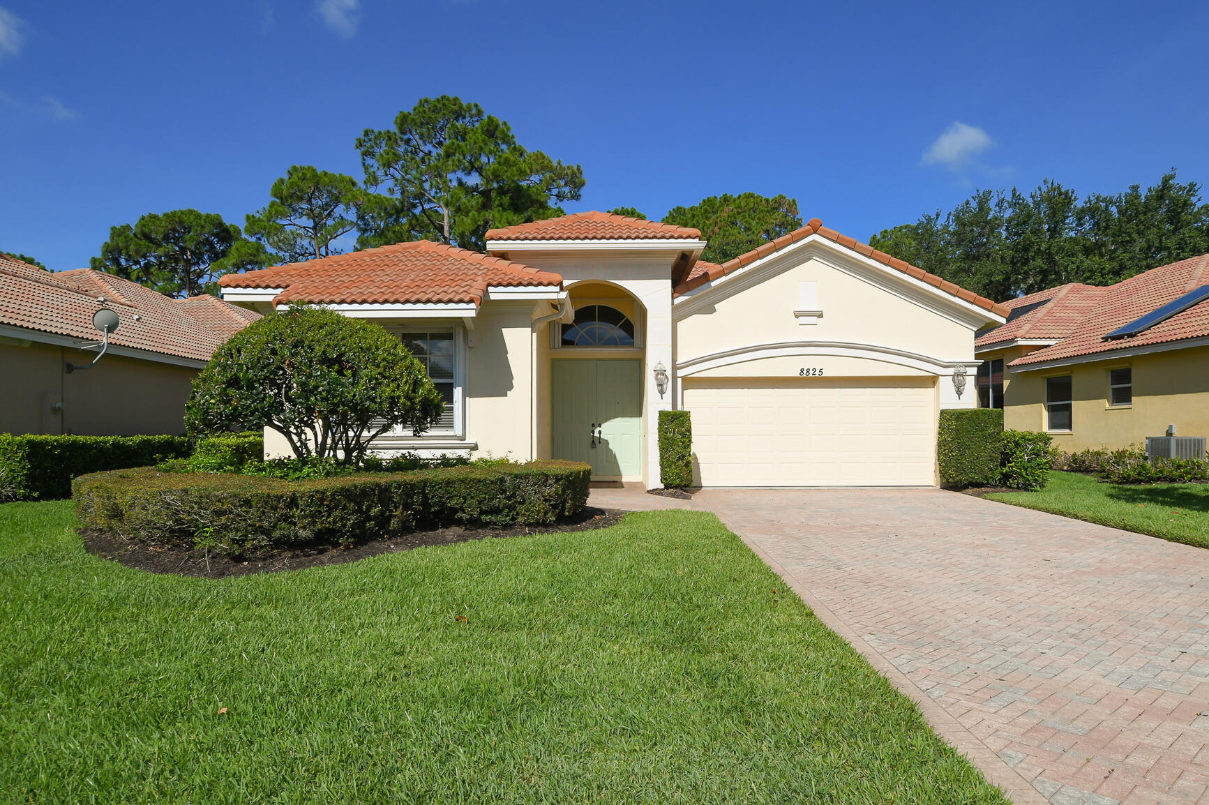 8825 Champions Way Property Photo 1