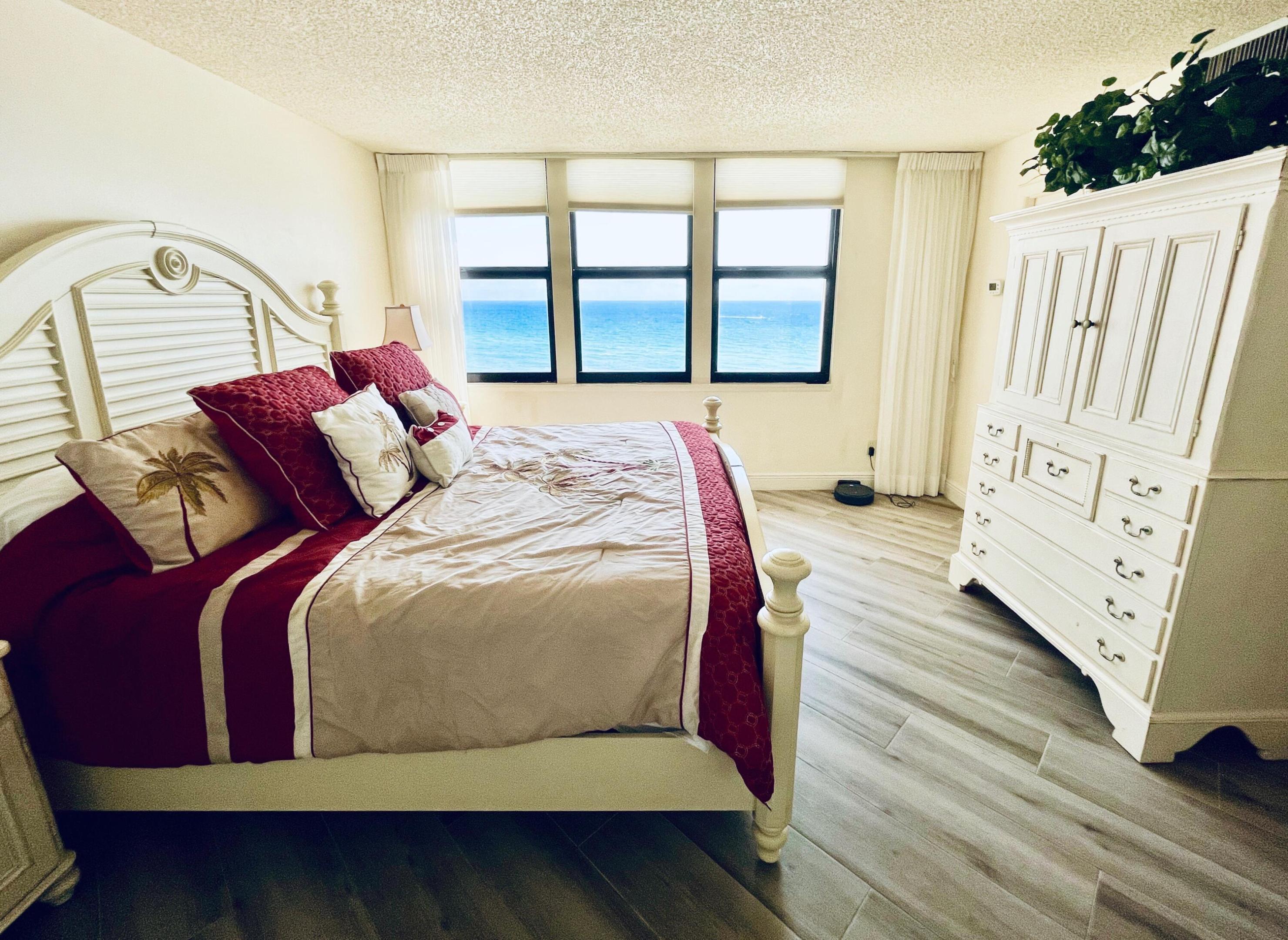 2800 N Ocean Drive A-16d Property Photo 19