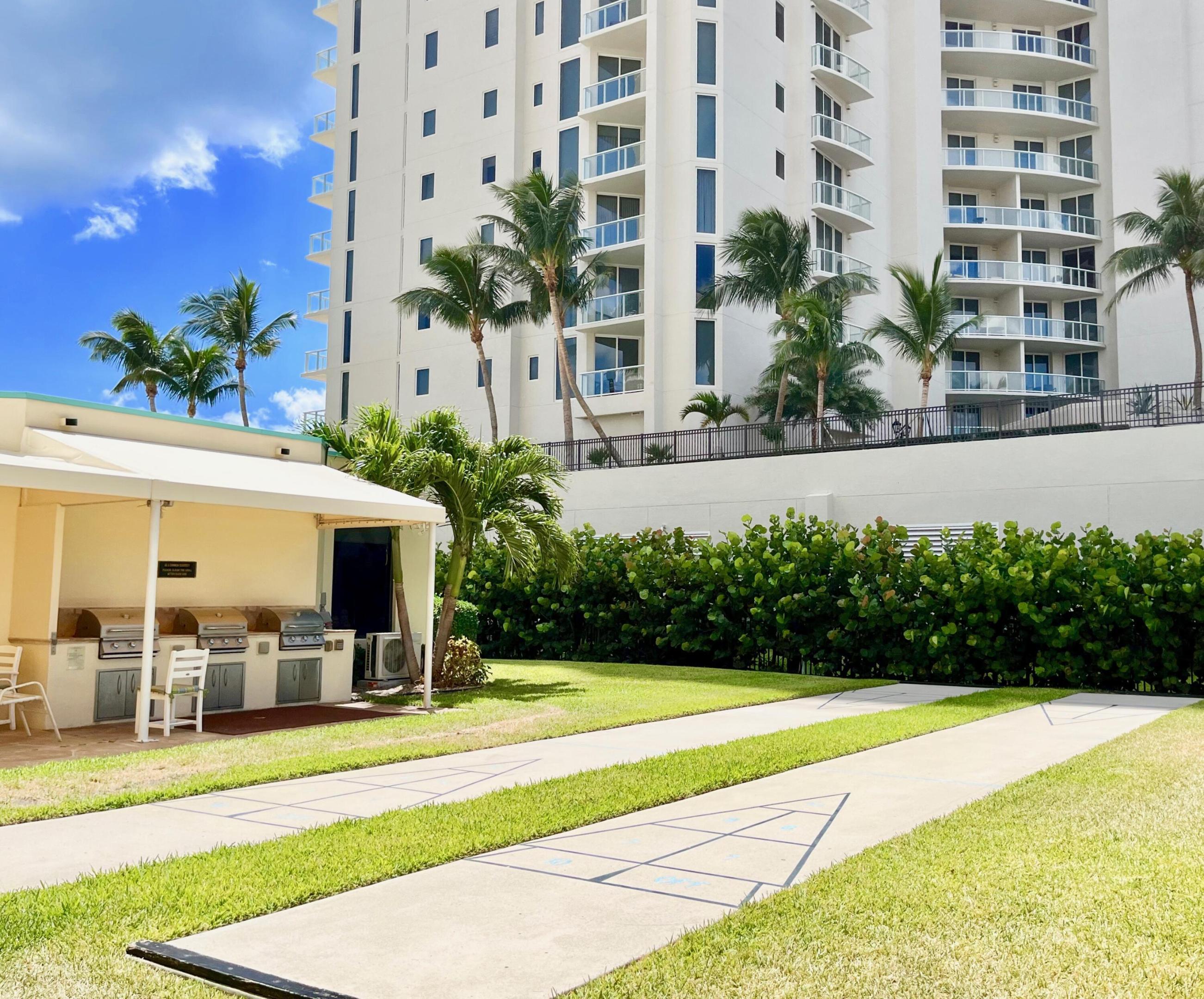 2800 N Ocean Drive A-16d Property Photo 28