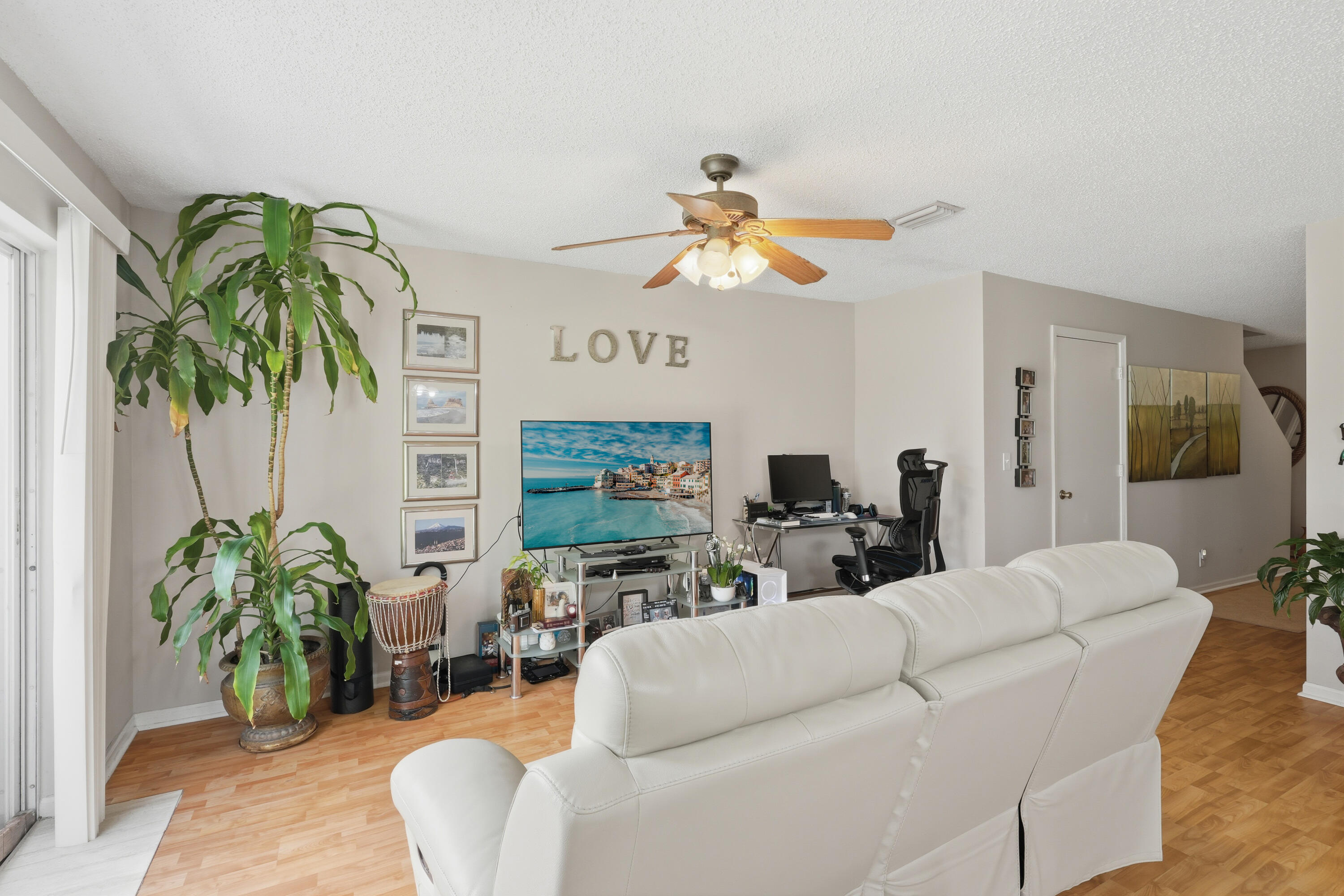 6929 Willow Creek Run Property Photo 11